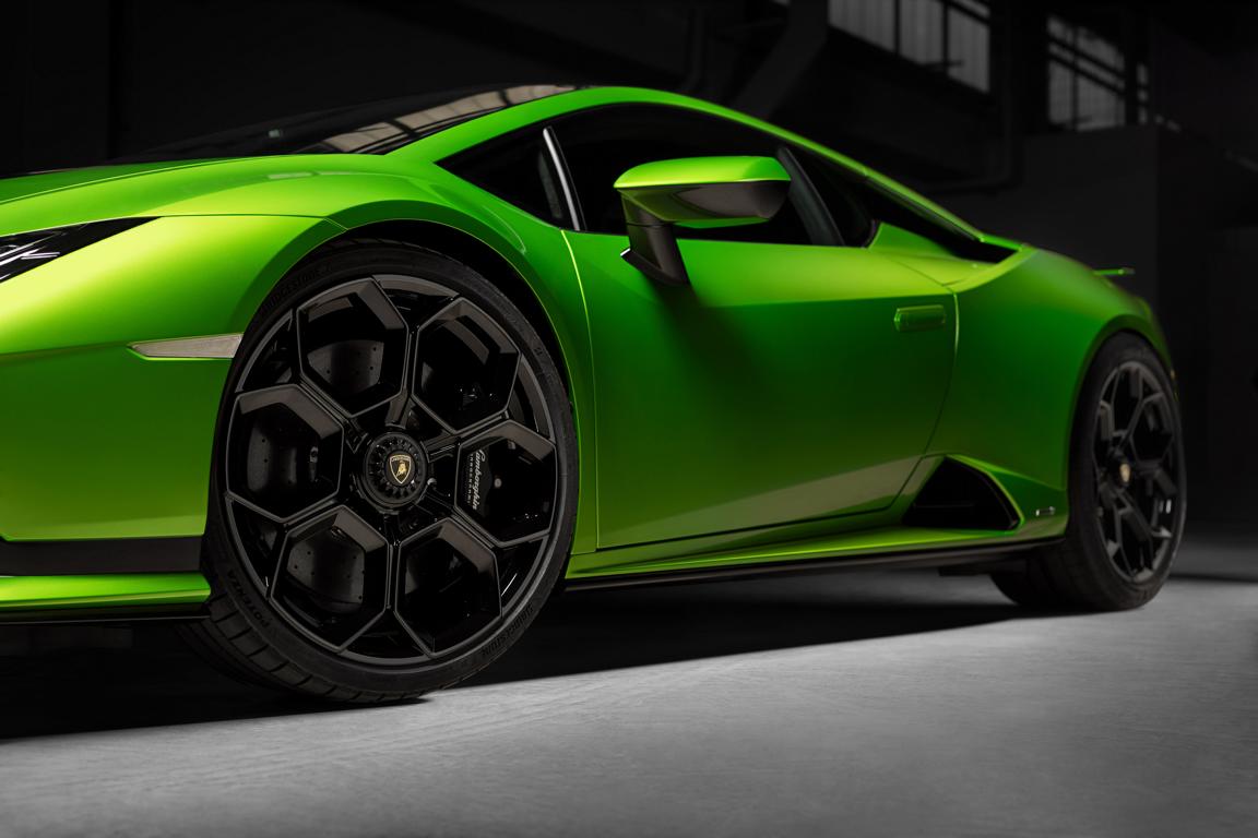 Pure technology: the Lamborghini Huracán Tecnica!