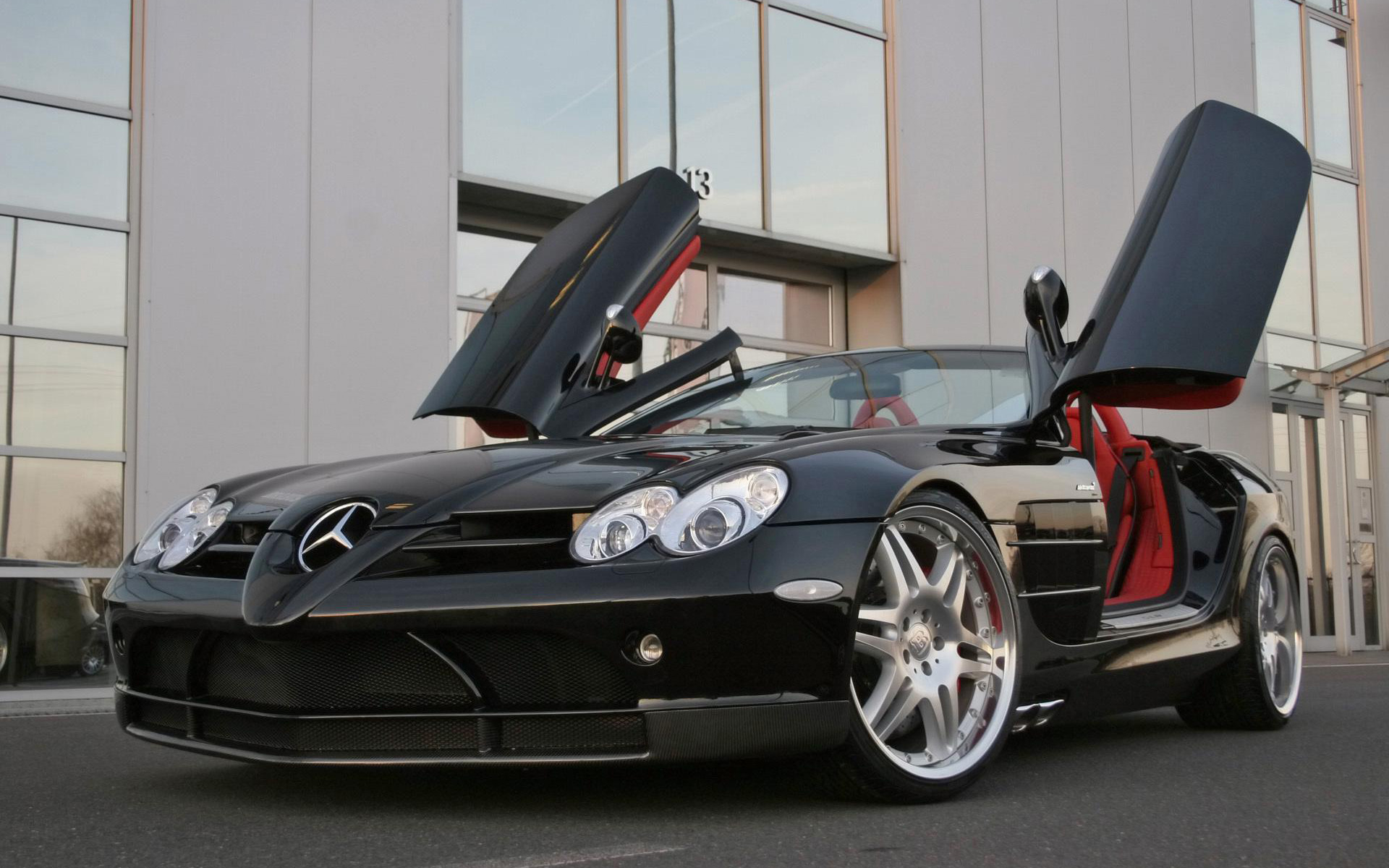 Mercedes Benz SLR McLaren Car Wallpaperx1200