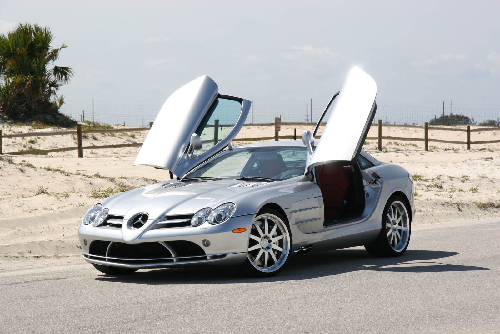 Mercedes Benz News: Mercedes Benz Slr Mclaren Wallpaper