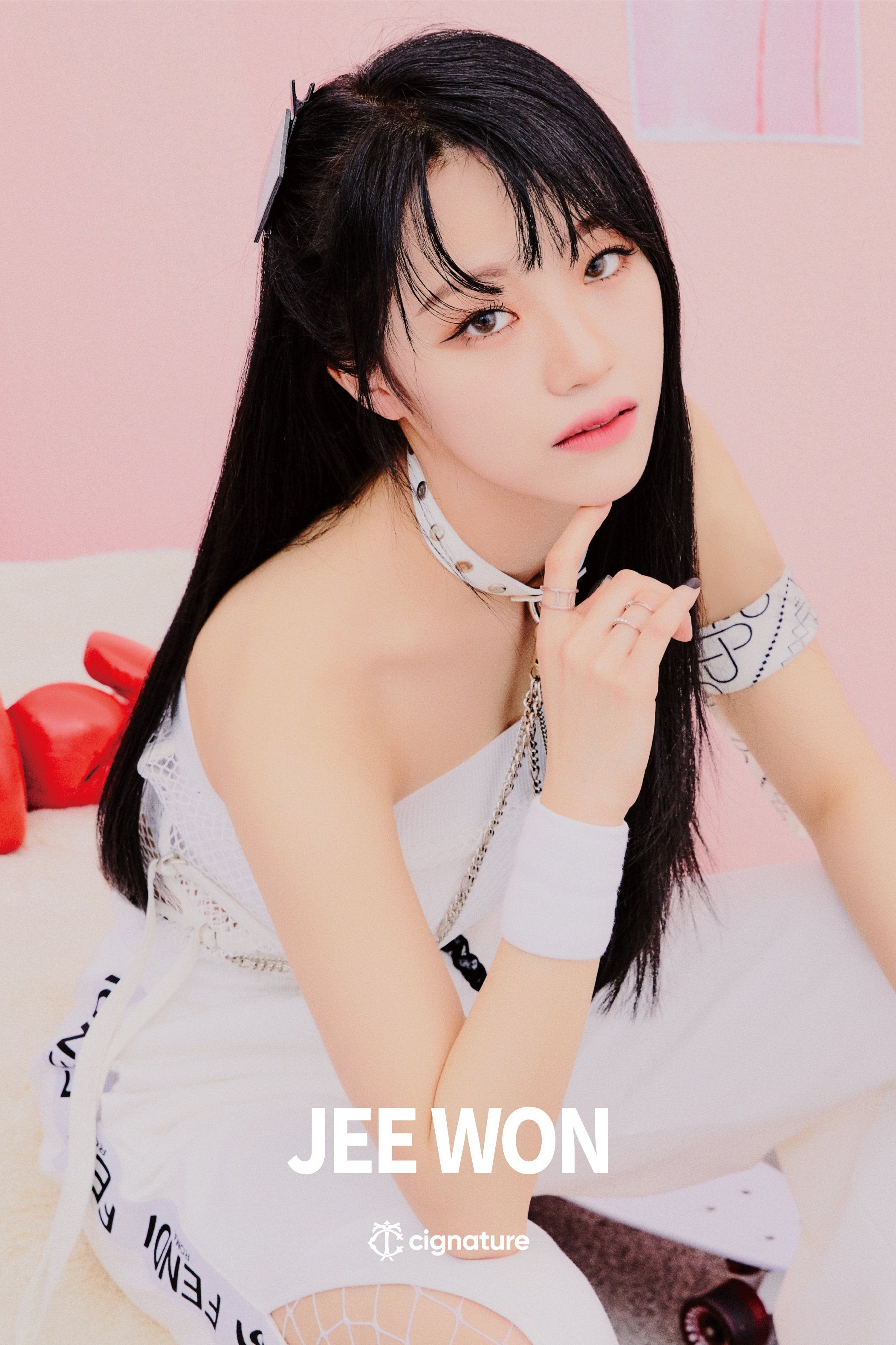 Cignature ASSA Teaser Concept Photo 1 (HD HR HQ)-Pop Database Dbkpop.com. Kpop Girls, Photohoot, Photohoot Poses