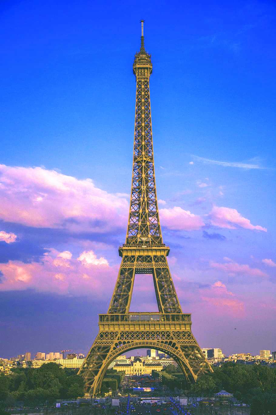 Eiffel Tower Wallpaper