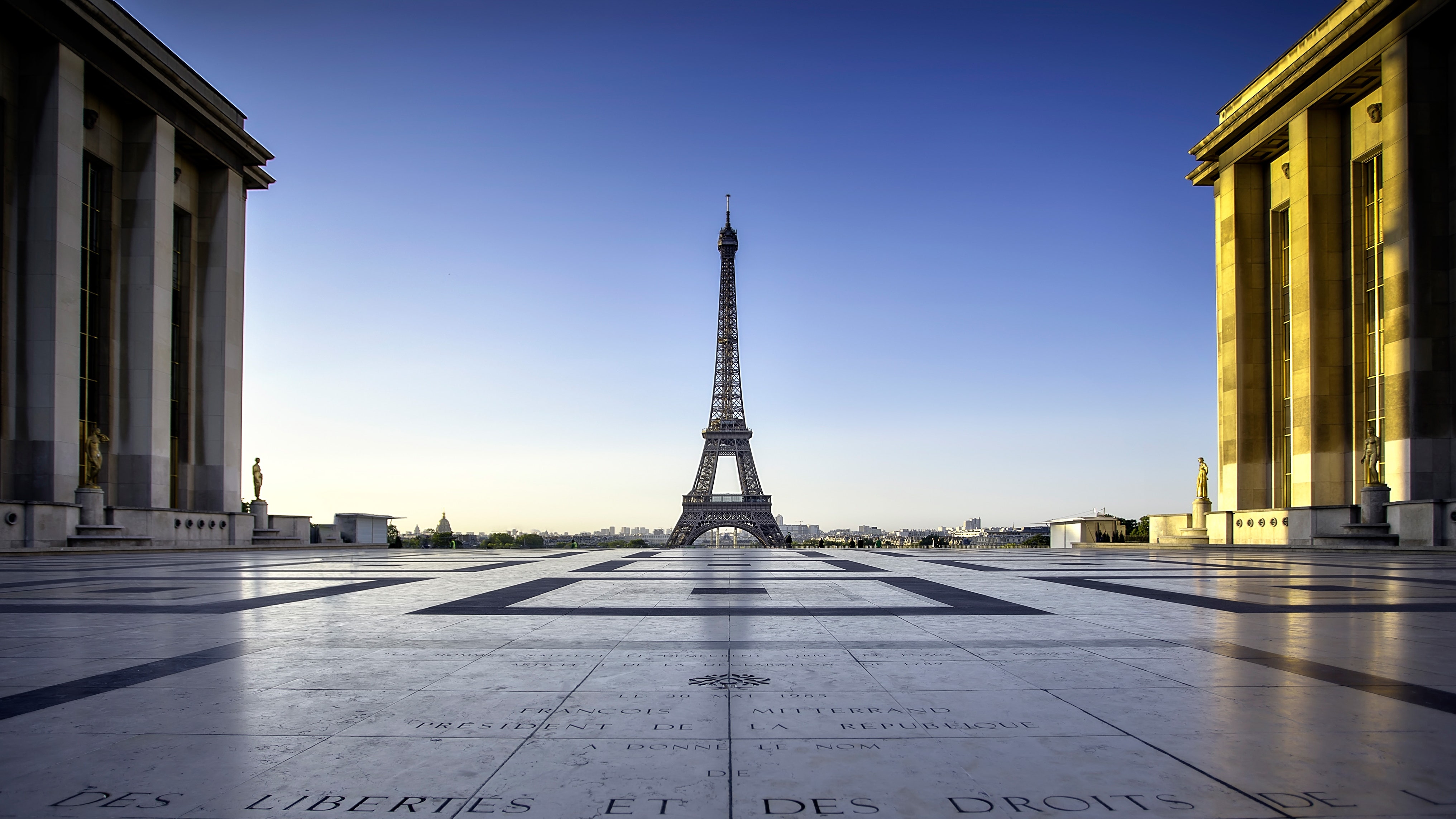 Where to Take the Best Photo of the Eiffel Tower. Condé Nast Traveler