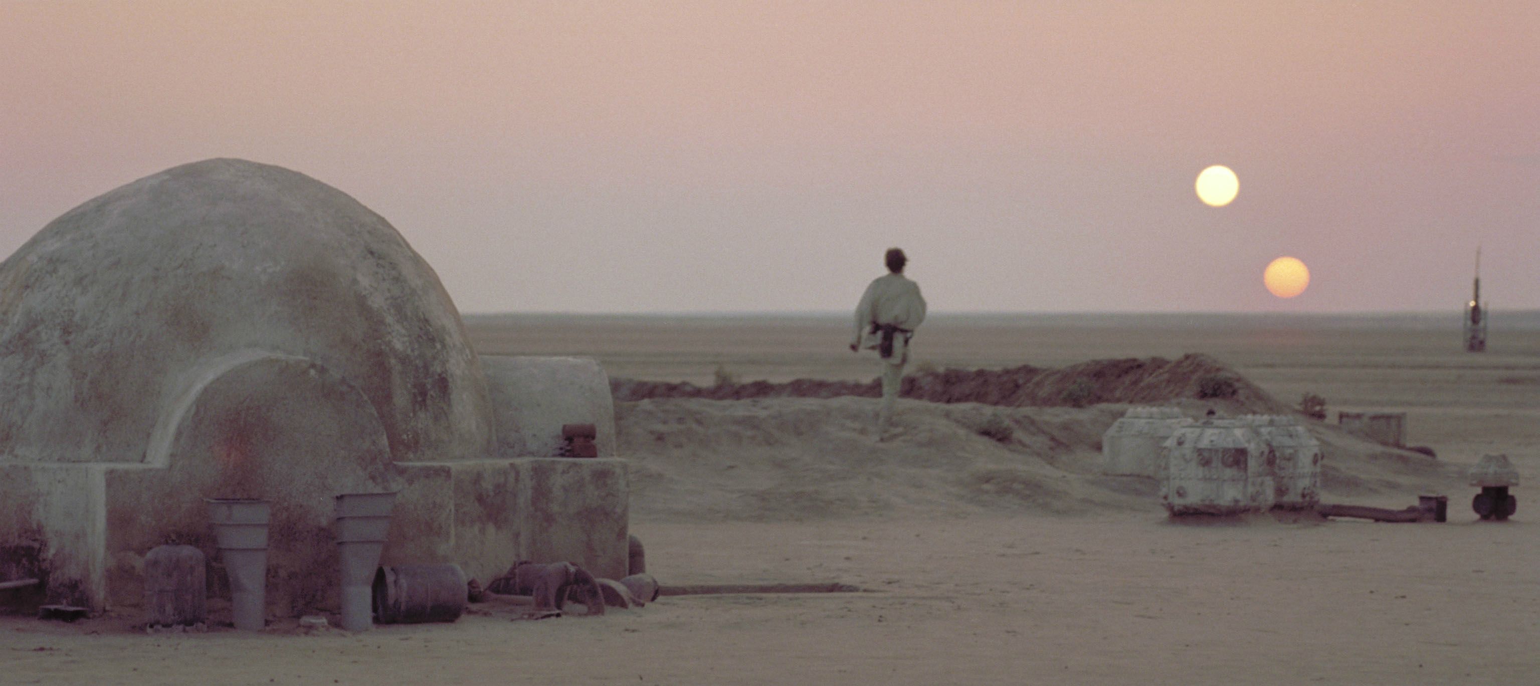 Request: Does anyone have a HD desktop wallpaper of the binary sunset from Episode IV?