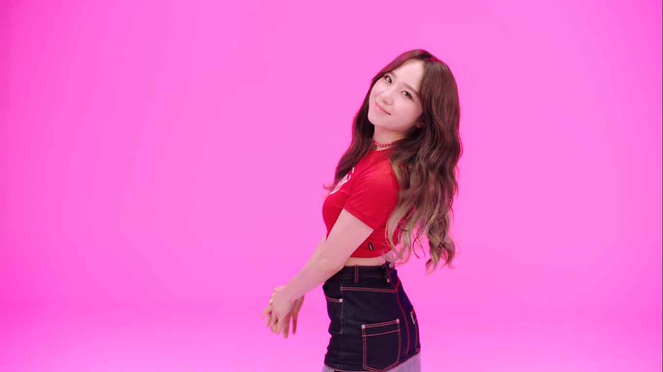 Takahashi Jury Ex AKB48 Spreads Its Beauty in Rocket Punch Debut Teaser