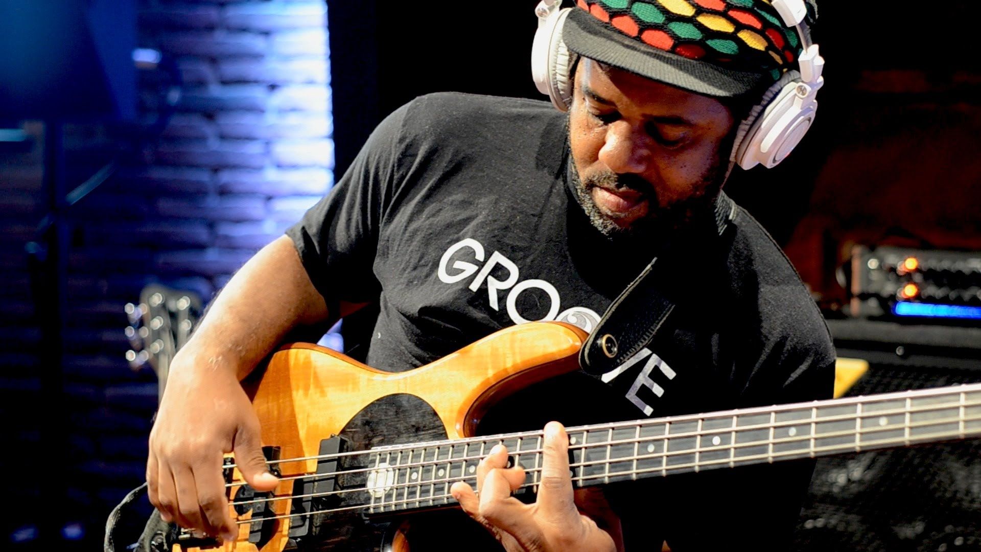 VICTOR WOOTEN BASS SOLO. Warwick Bass Camp 2014. Victor wooten, Guitar, Bass guitar lessons
