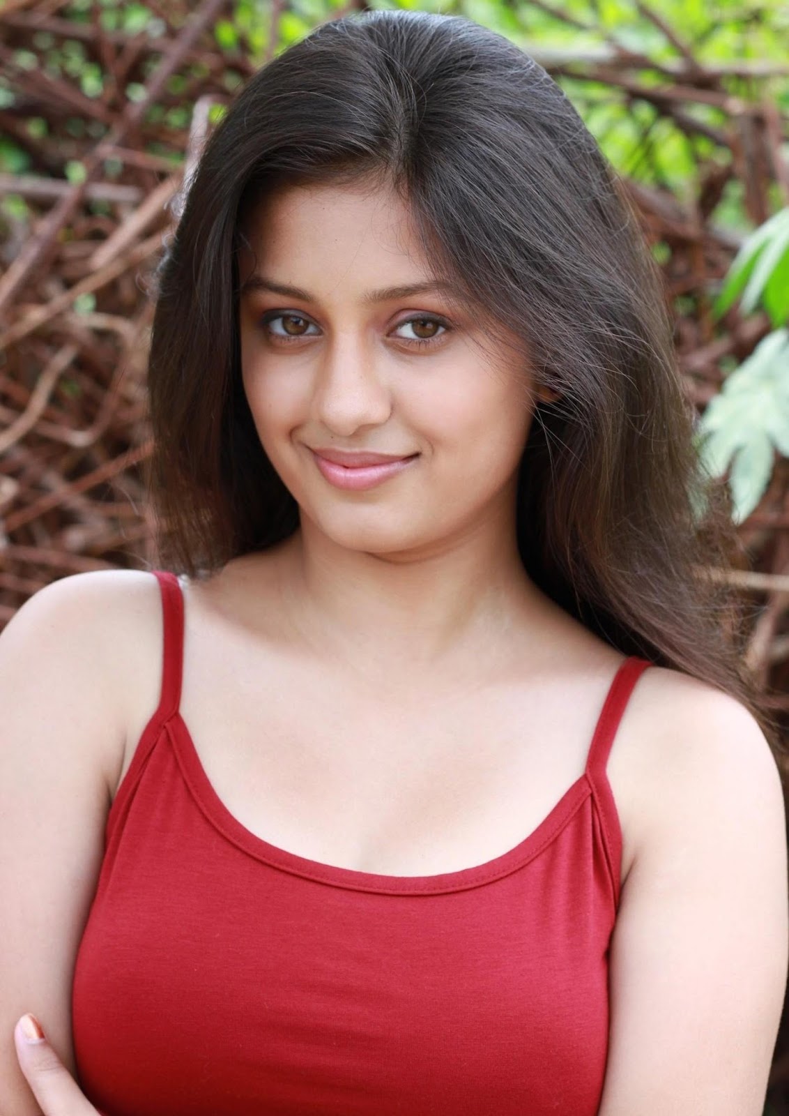 CAP: Kanika Tiwari Hot Image