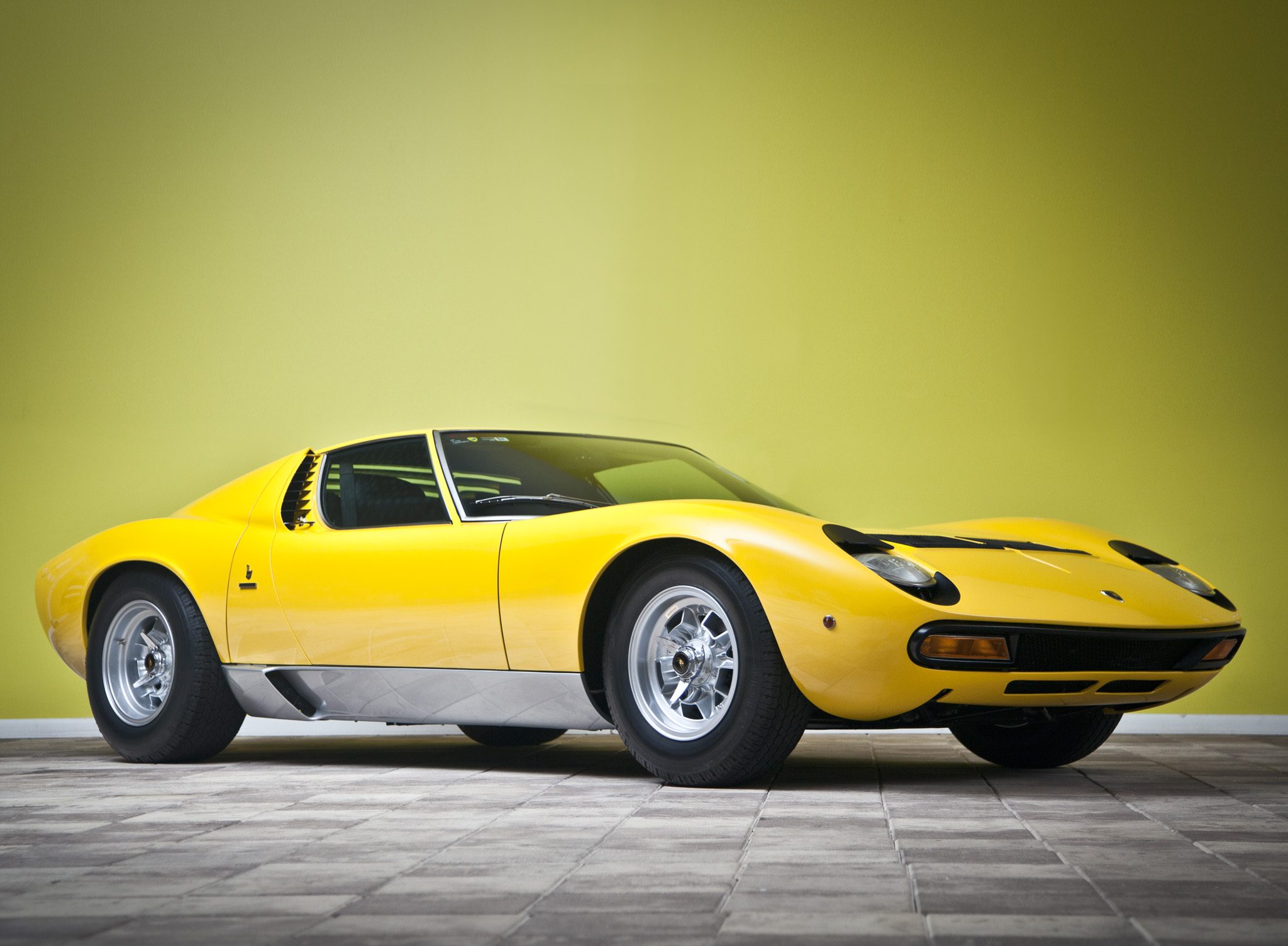 Lamborghini Miura P400 SV Prototipo Wallpaper