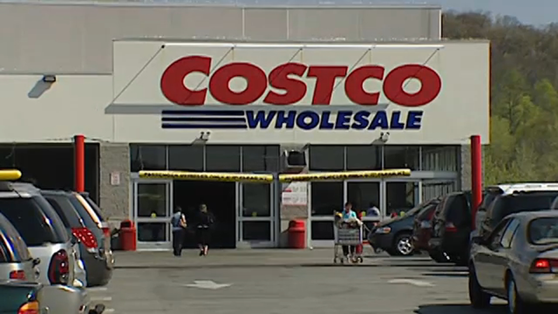 Costco To Crack Down On Non Members' Access To Food Court New York