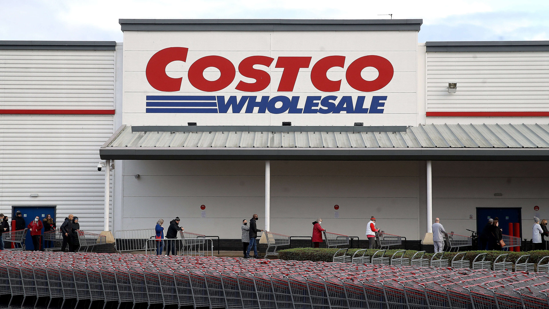 Behind Costco's Treasure Hunt Shopping Strategy