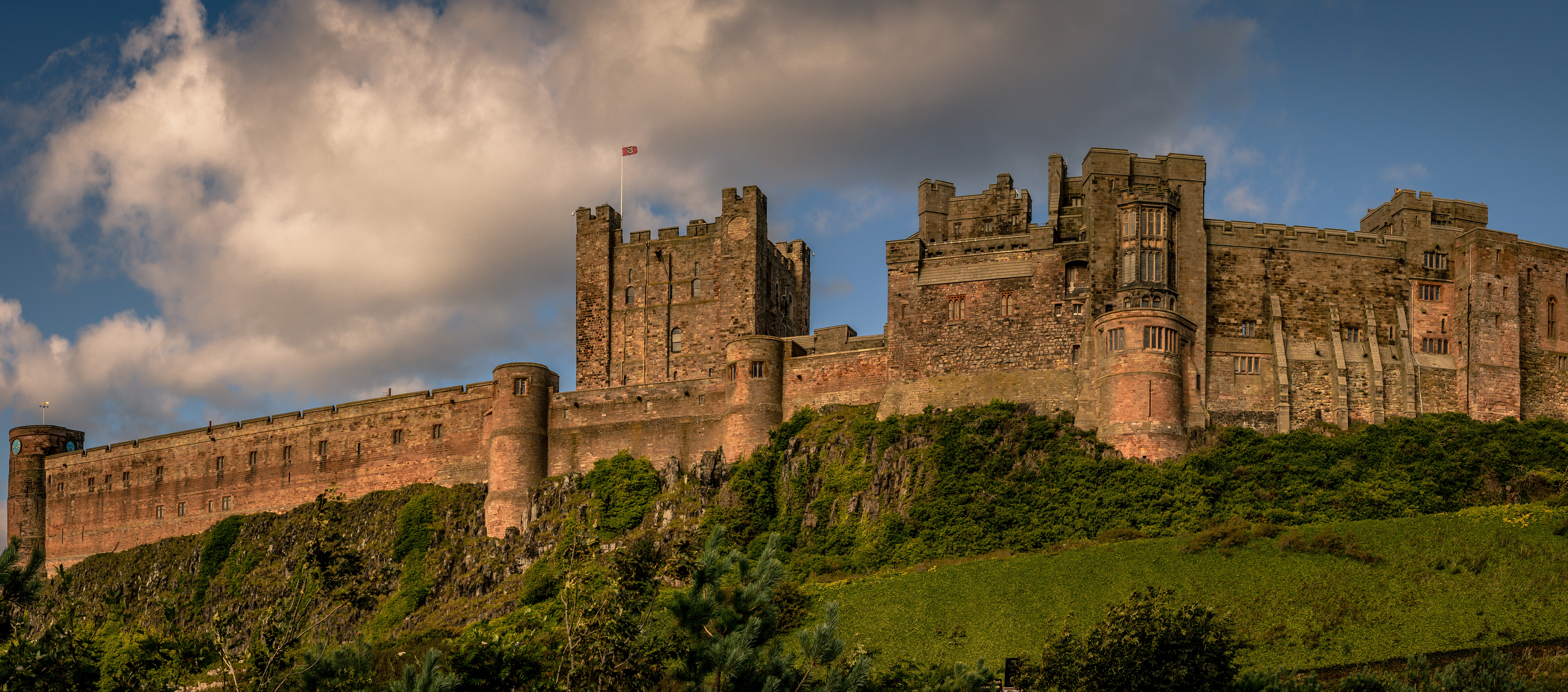 Desktop Wallpaper England Northumberland Bamburgh Castle 6230x2750
