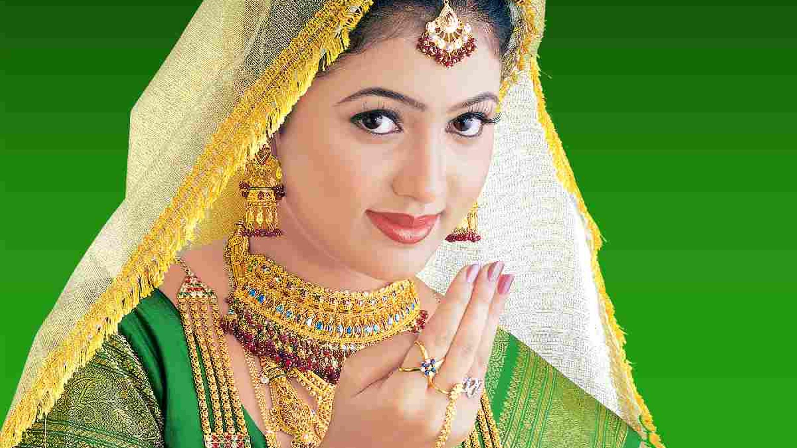 Jewellery models Jewellery Design