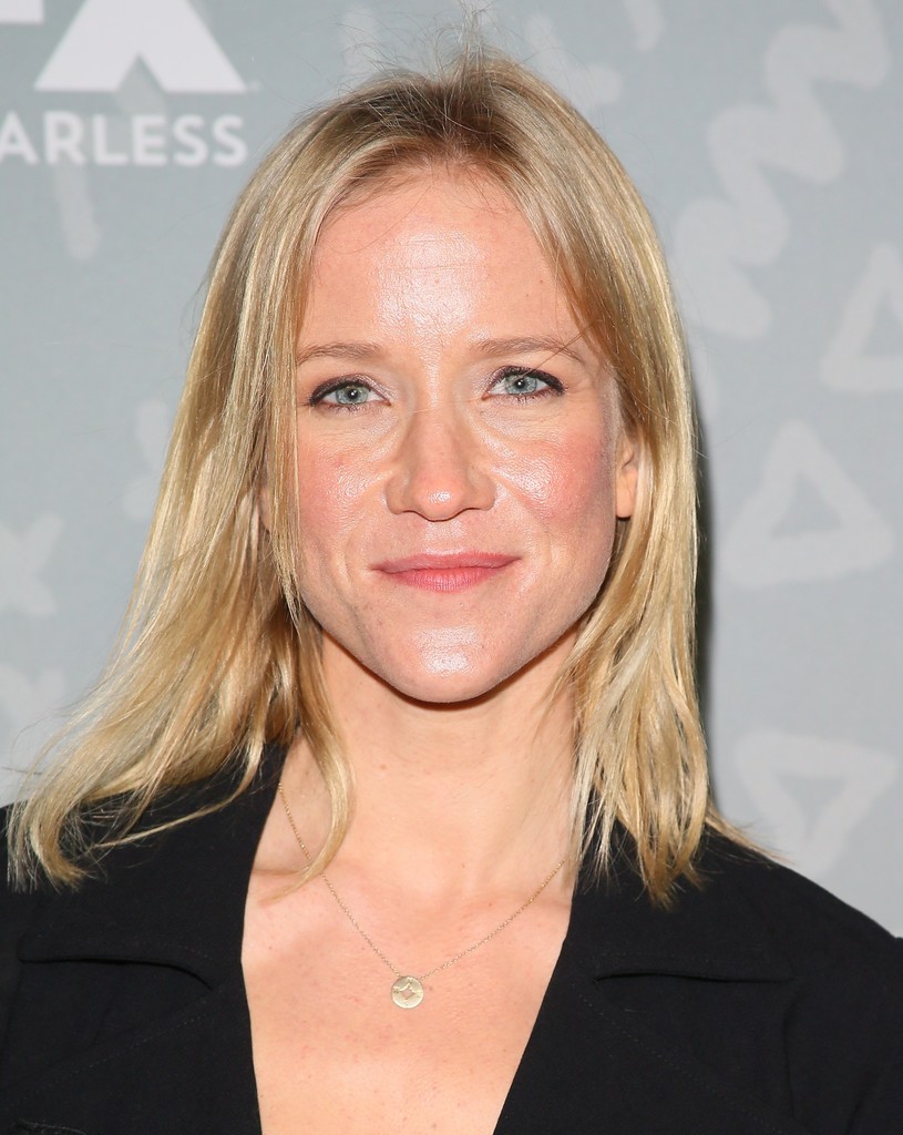 Jessy Schram Wallpapers - Wallpaper Cave