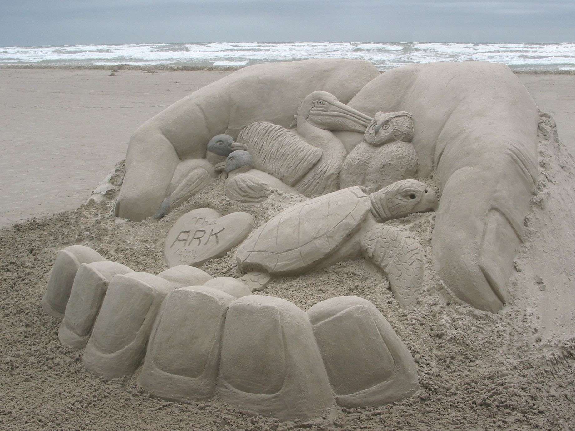 schweeeet. Sand sculptures, Beach sand art, Sand art