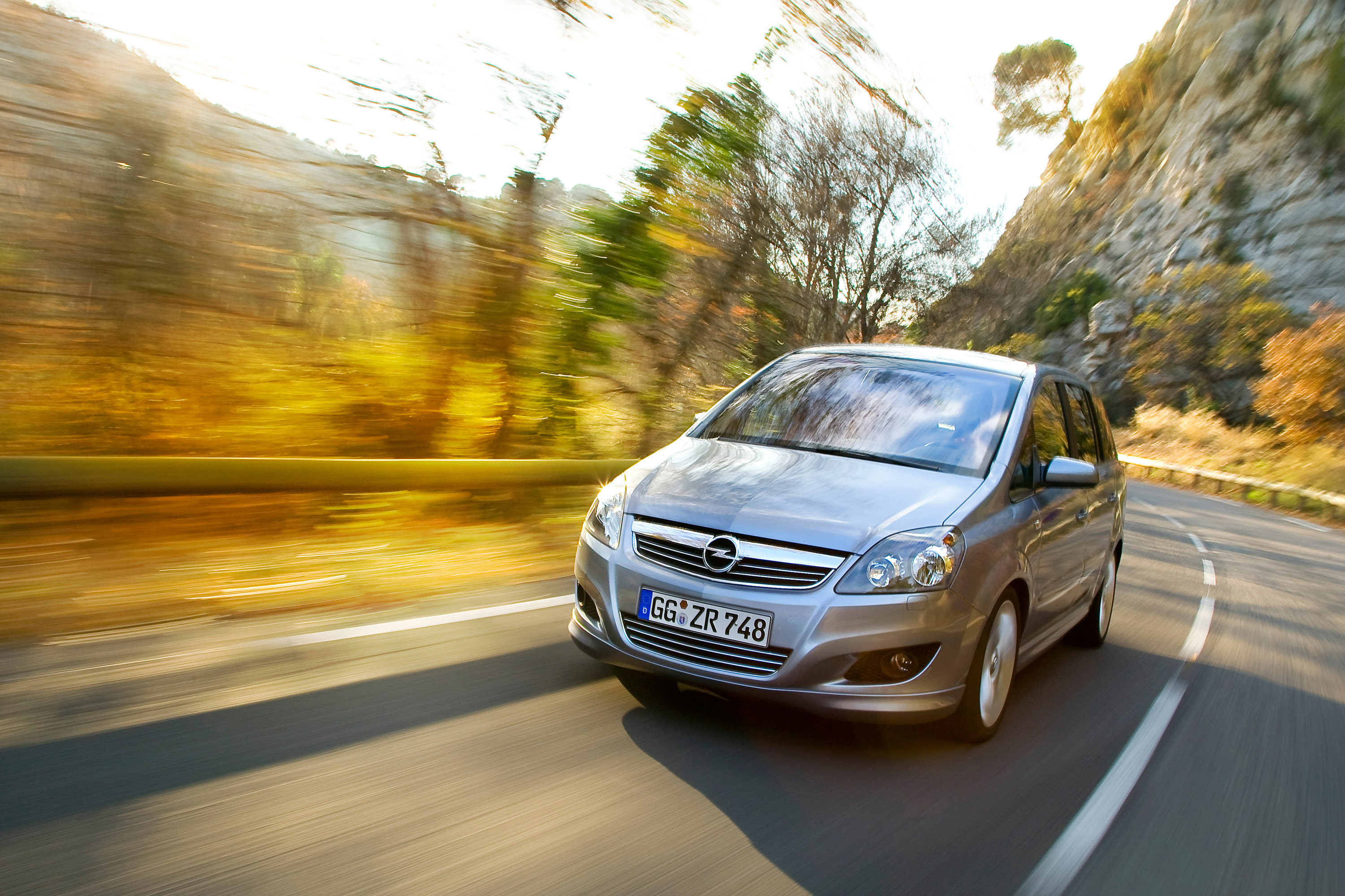 Opel Zafira Picture 5 of 12