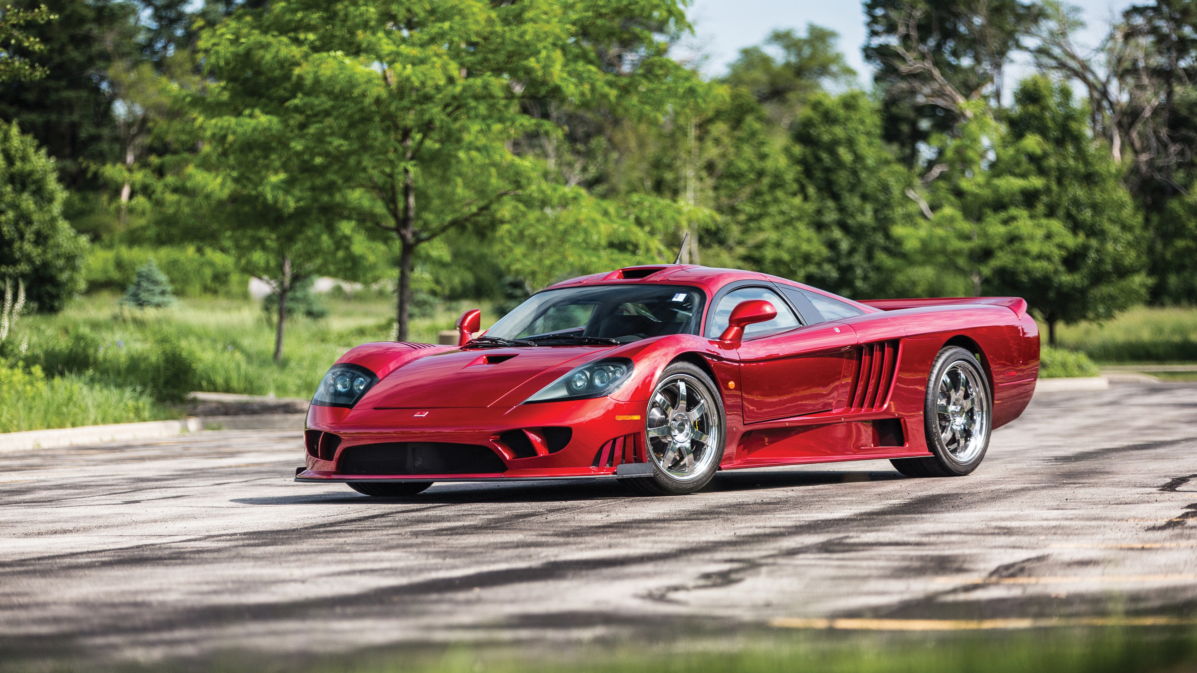 Машина Saleen s7 Turbo