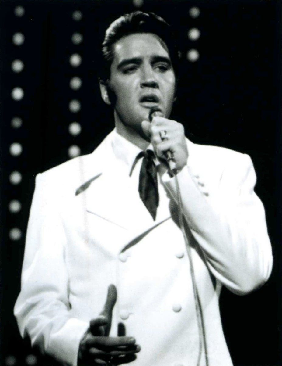 If I Can Dream' Elvis Presley During Filming Of The NBC TV Special In 1968. Elvis Sings, Elvis Presley Graceland, Elvis 68 Comeback Special