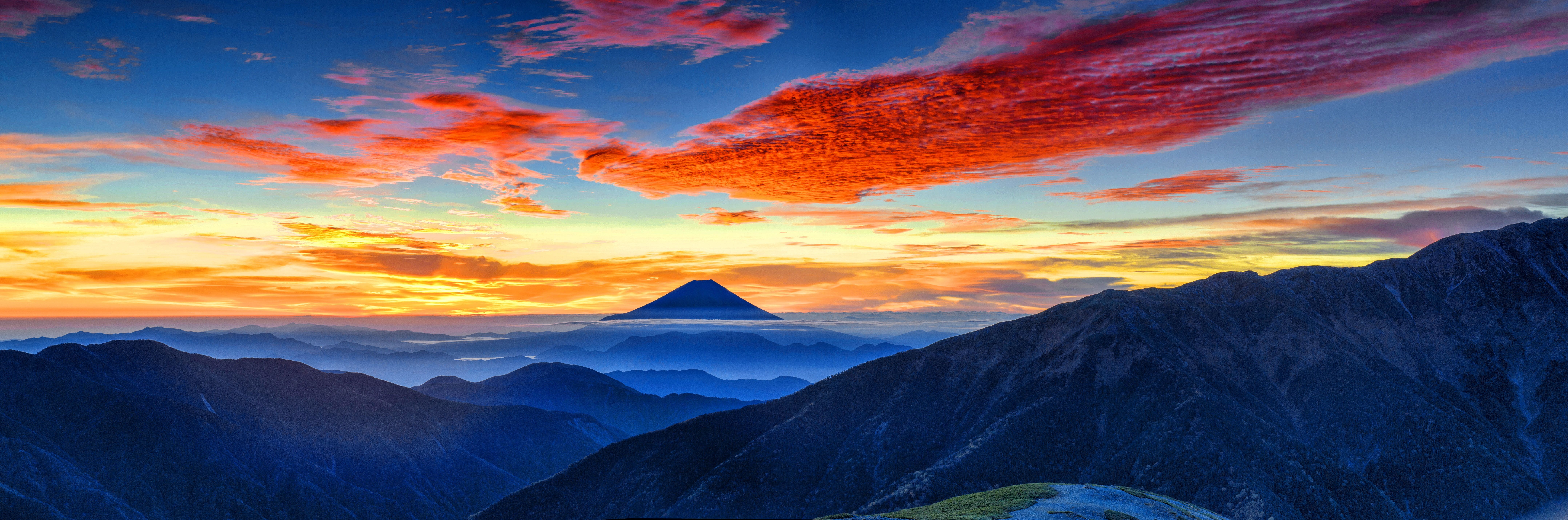 4K #Landscape K #Panorama Mount Fuji #Sunset #Mountains K #wallpaper #hdwallpaper #desktop. Landschaftsfotos, Rote wolke, Landschaftsmalerei
