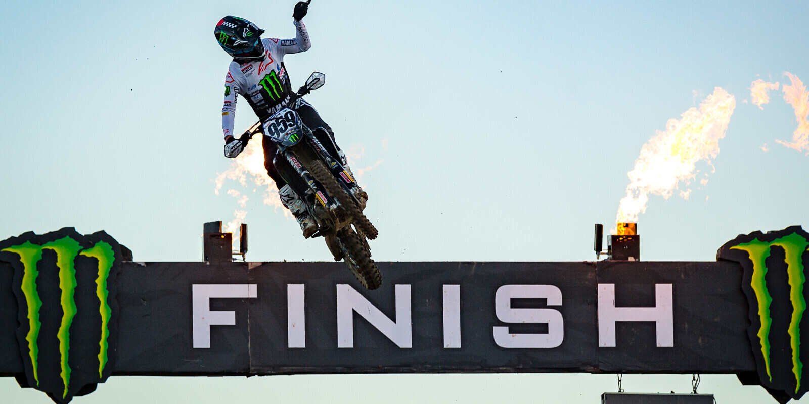 Monster Energy Dirt Bikes Wallpapers - Wallpaper Cave