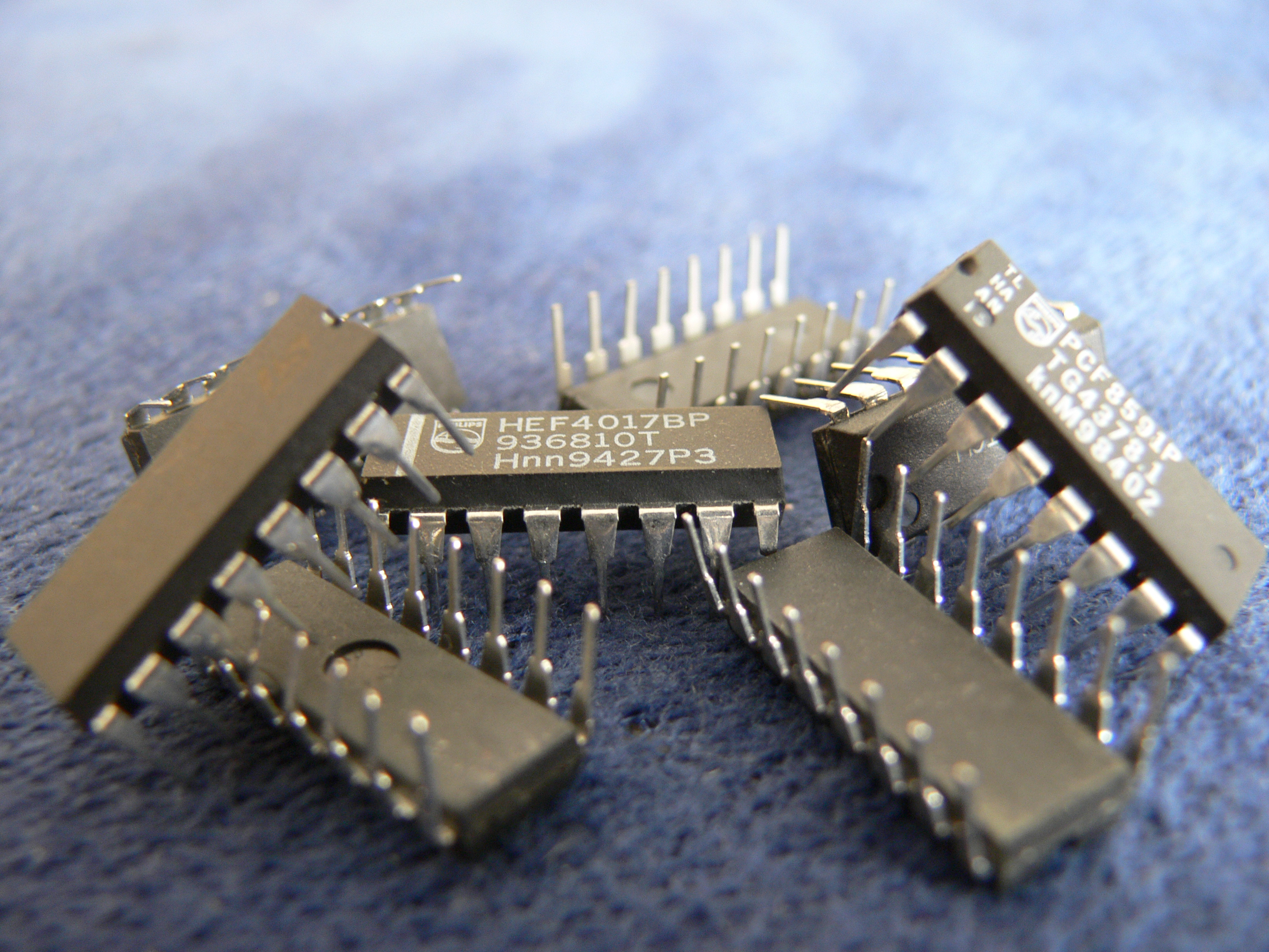 Free photo: Integrated circuits, Chips, Digital