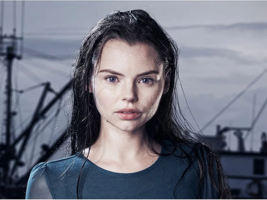 Eline Powell delivers the call of the Siren
