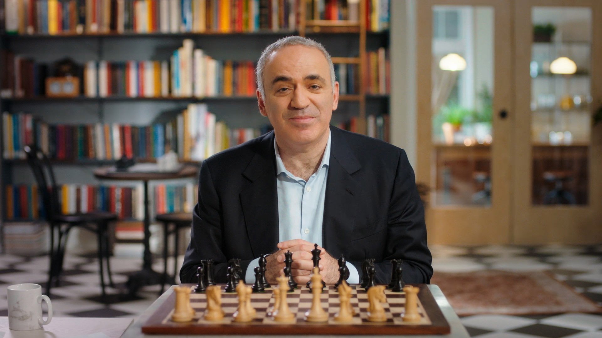 Closing. Garry Kasparov Teaches Chess