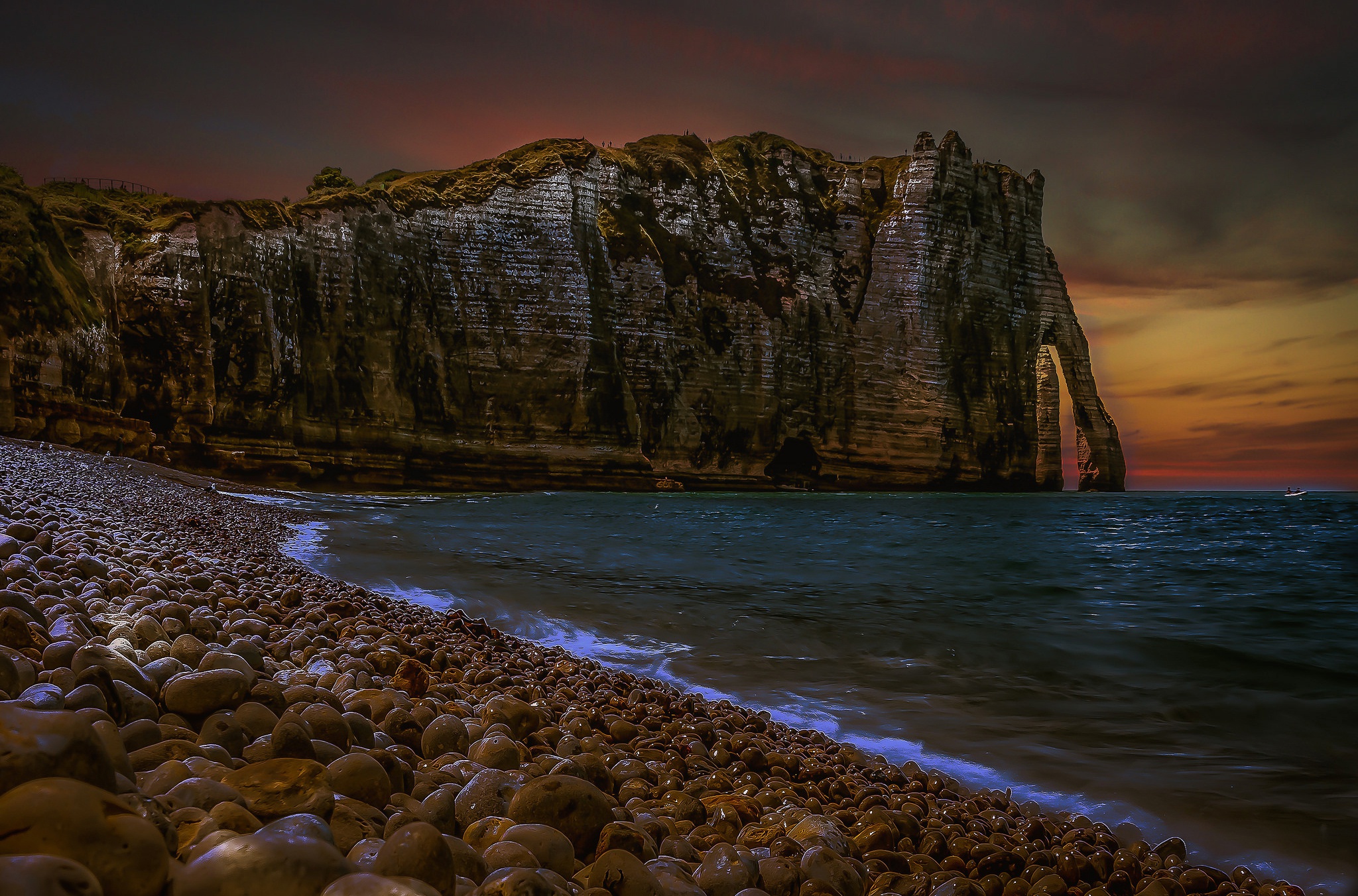 Étretat Normandy HD Wallpaper