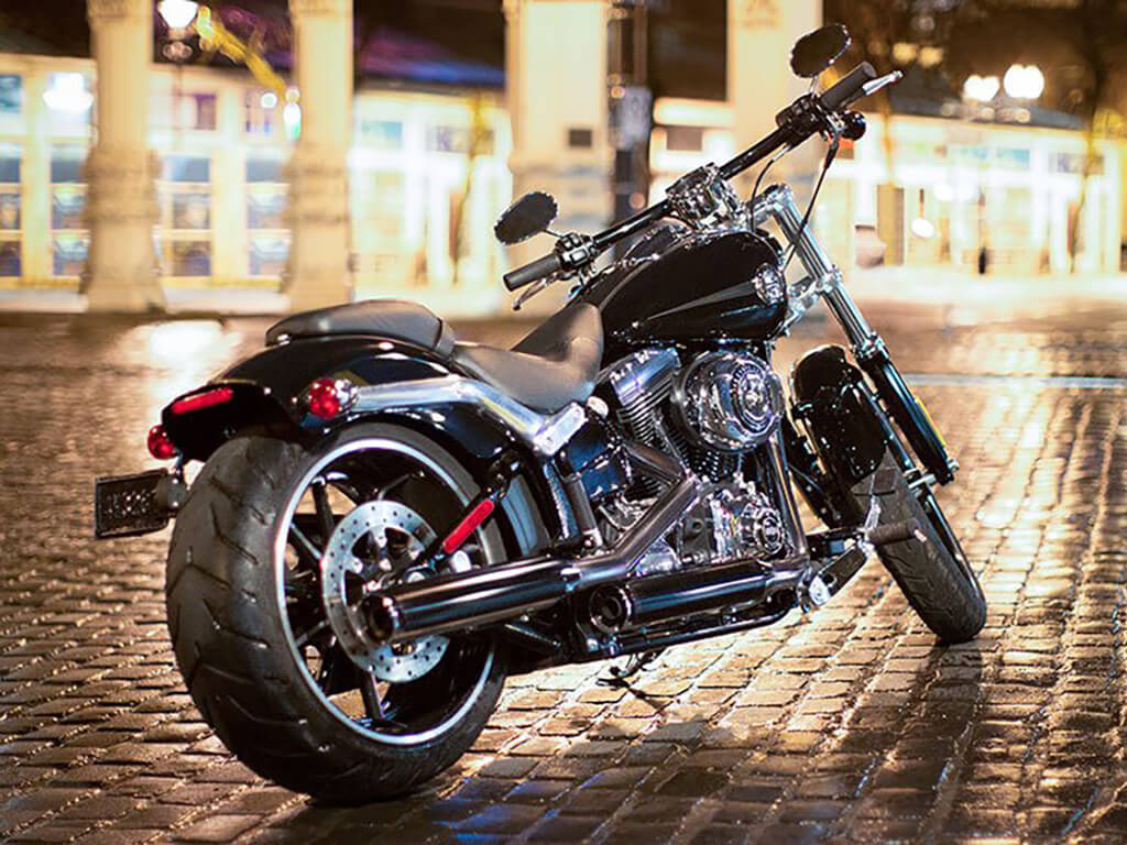 Harley Davidson Breakout