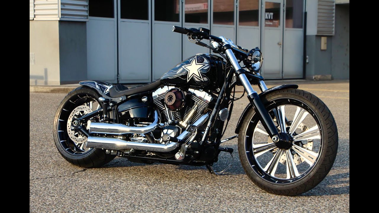 Harley Davidson Breakout FXSB Softail Custom