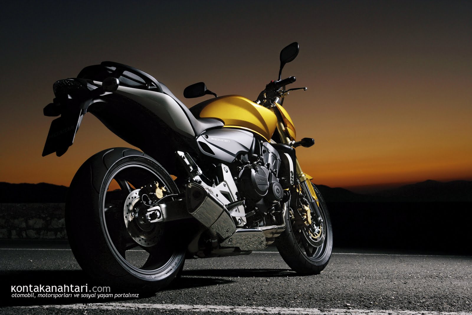 Honda Hornet HD Wallpaper Hornet 600 2007 Wallpaper & Background Download