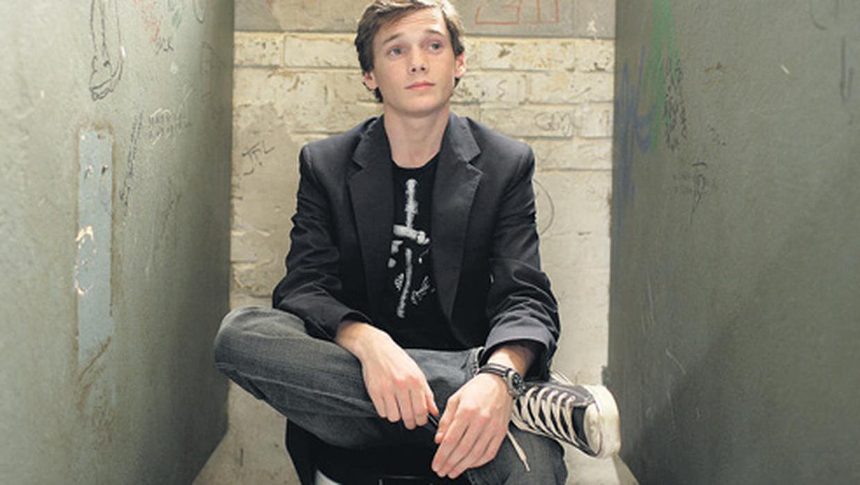 Movies: Charlie Bartlett * * *