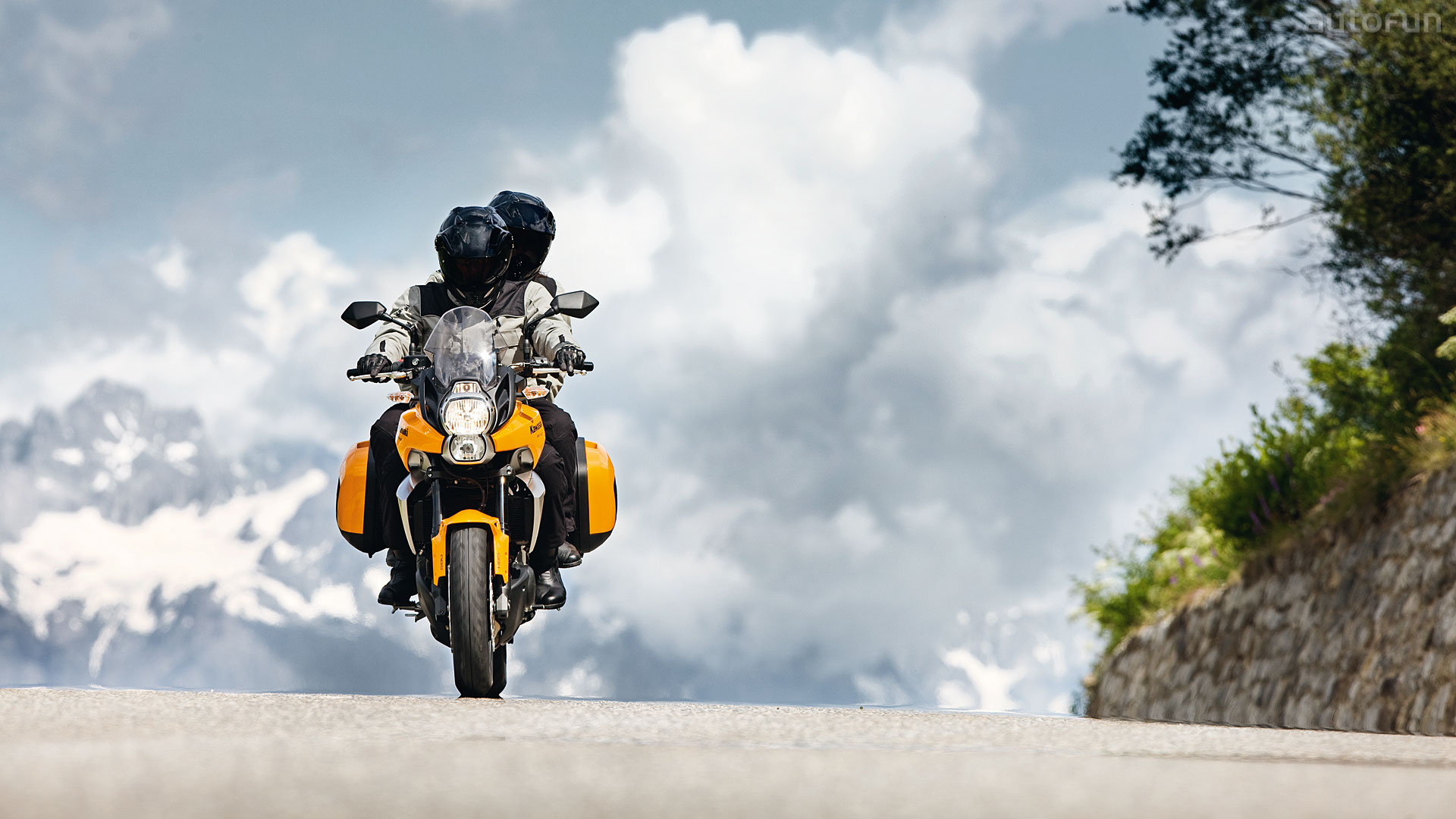 Kawasaki Versys 2010, tapety desktop PC and Mac wallpaper