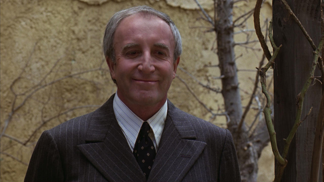Pulling Focus: Being There. Taste Of Cinema Reviews and Classic Movie Lists