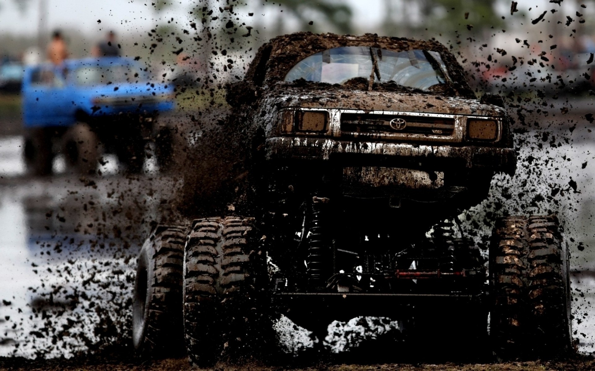 Mud Truck Wallpaper