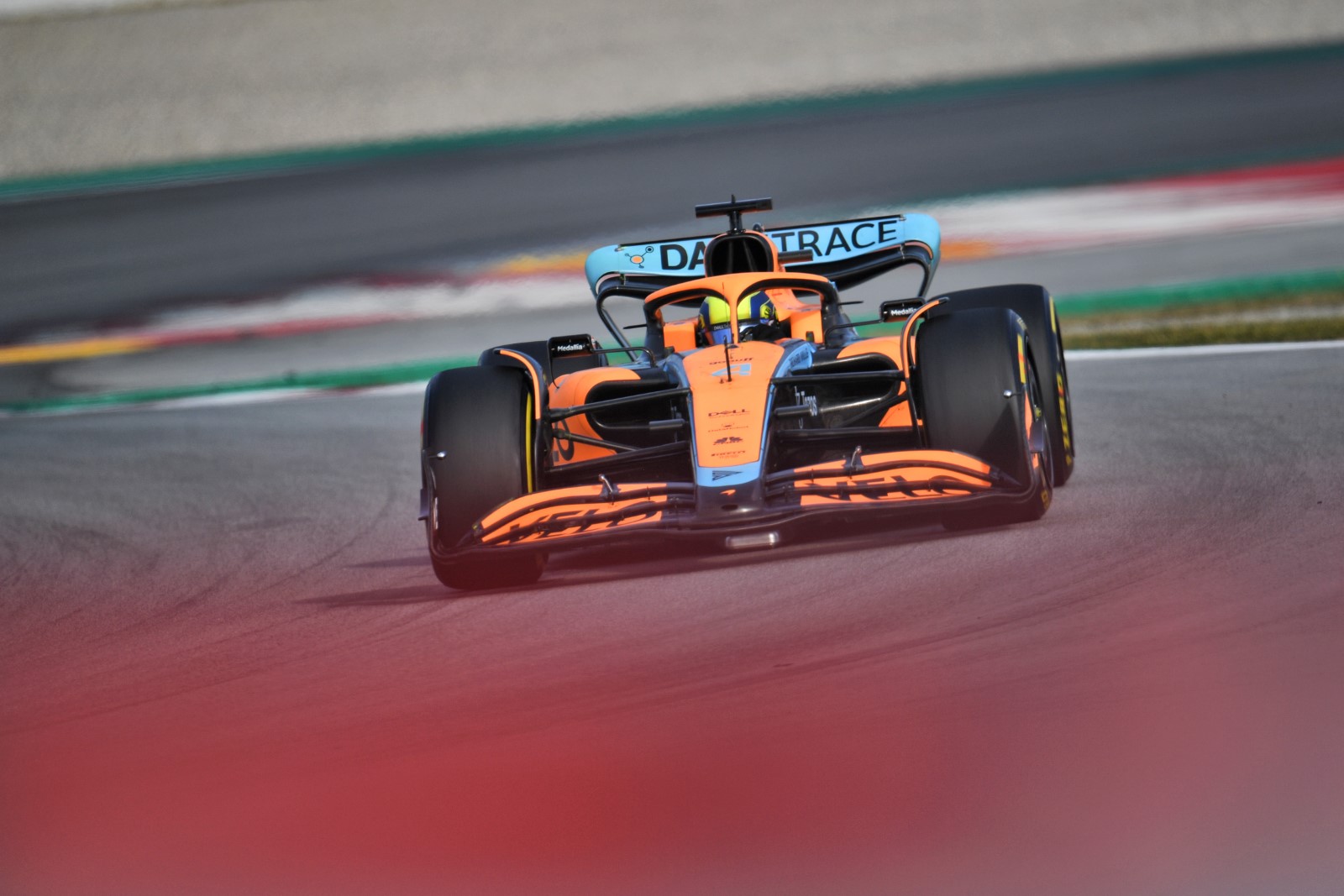Norris fastest on productive opening Barcelona test day
