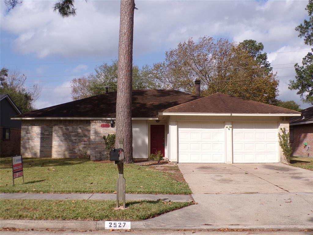 2527 Goldspring Ln, Spring, TX 77373 for Rent in Spring, TX