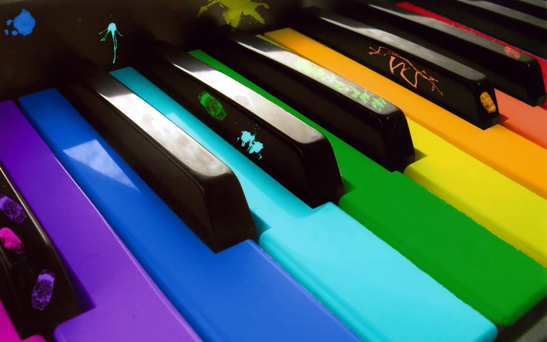 Cool Piano Keys Wallpaper