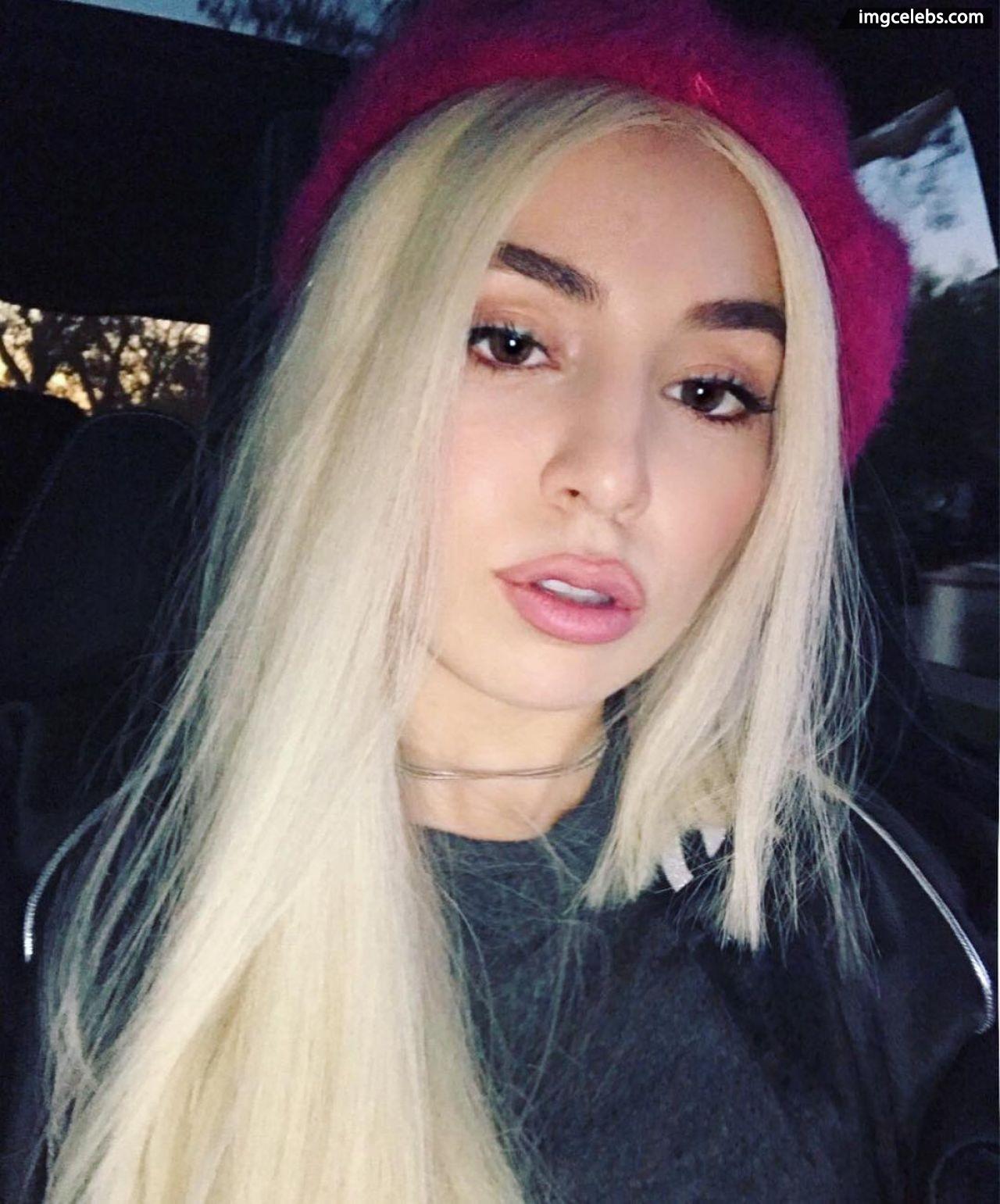 Ava Max Personal Pics Image Wallpaper 10
