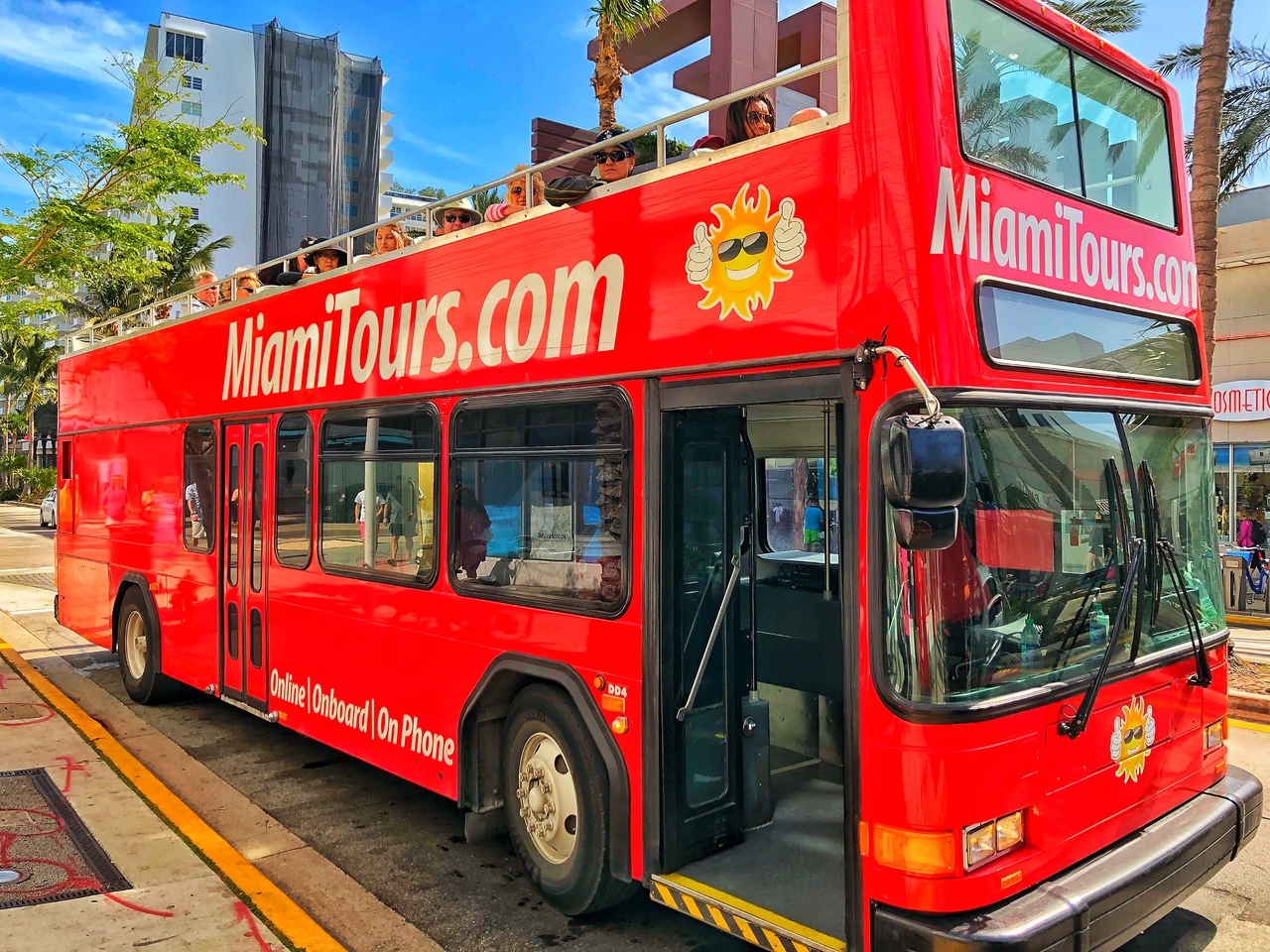 Double-decker Bus Wallpapers - Wallpaper Cave