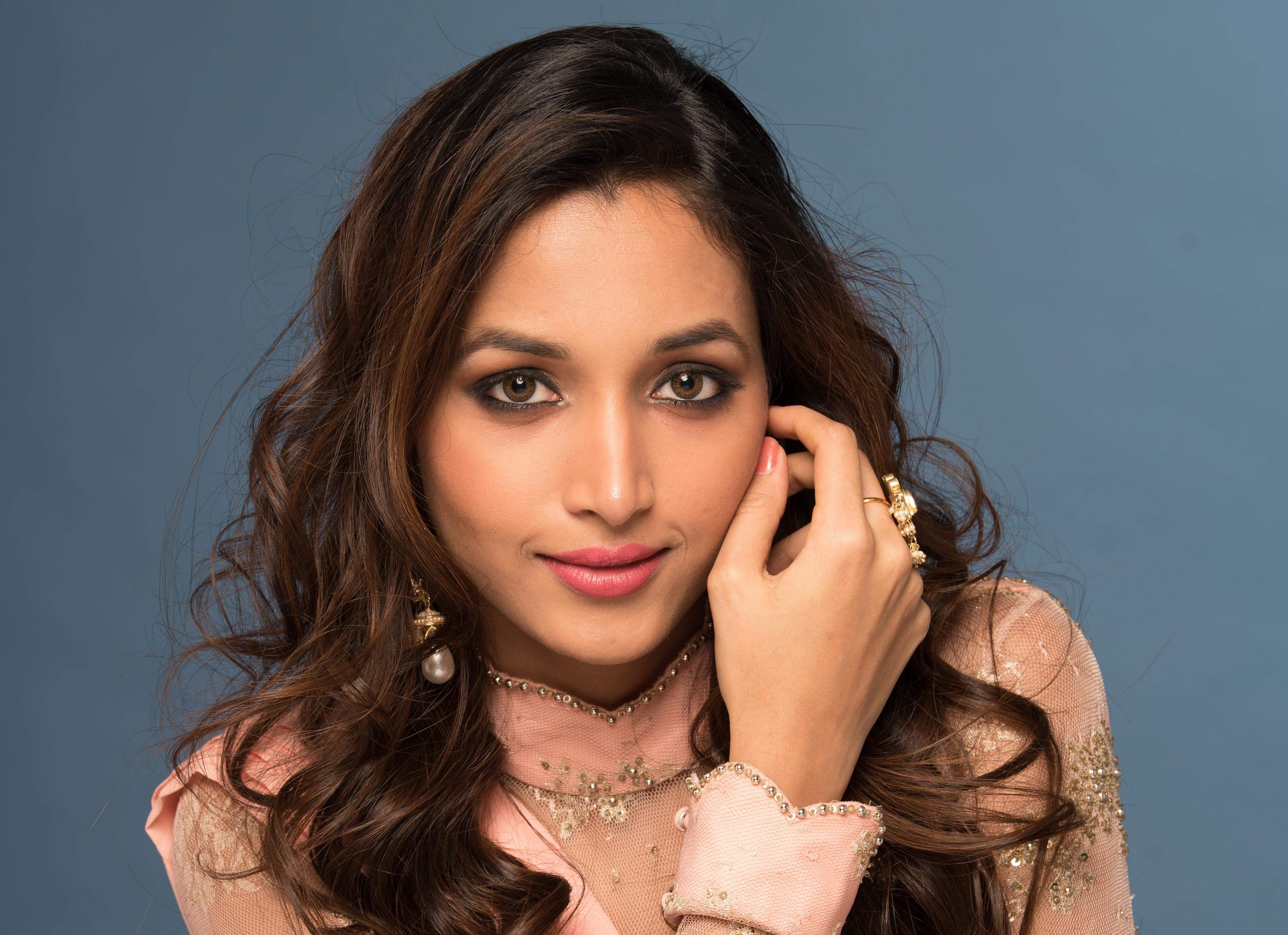 KGF Heroine Wallpapers Wallpaper Cave
