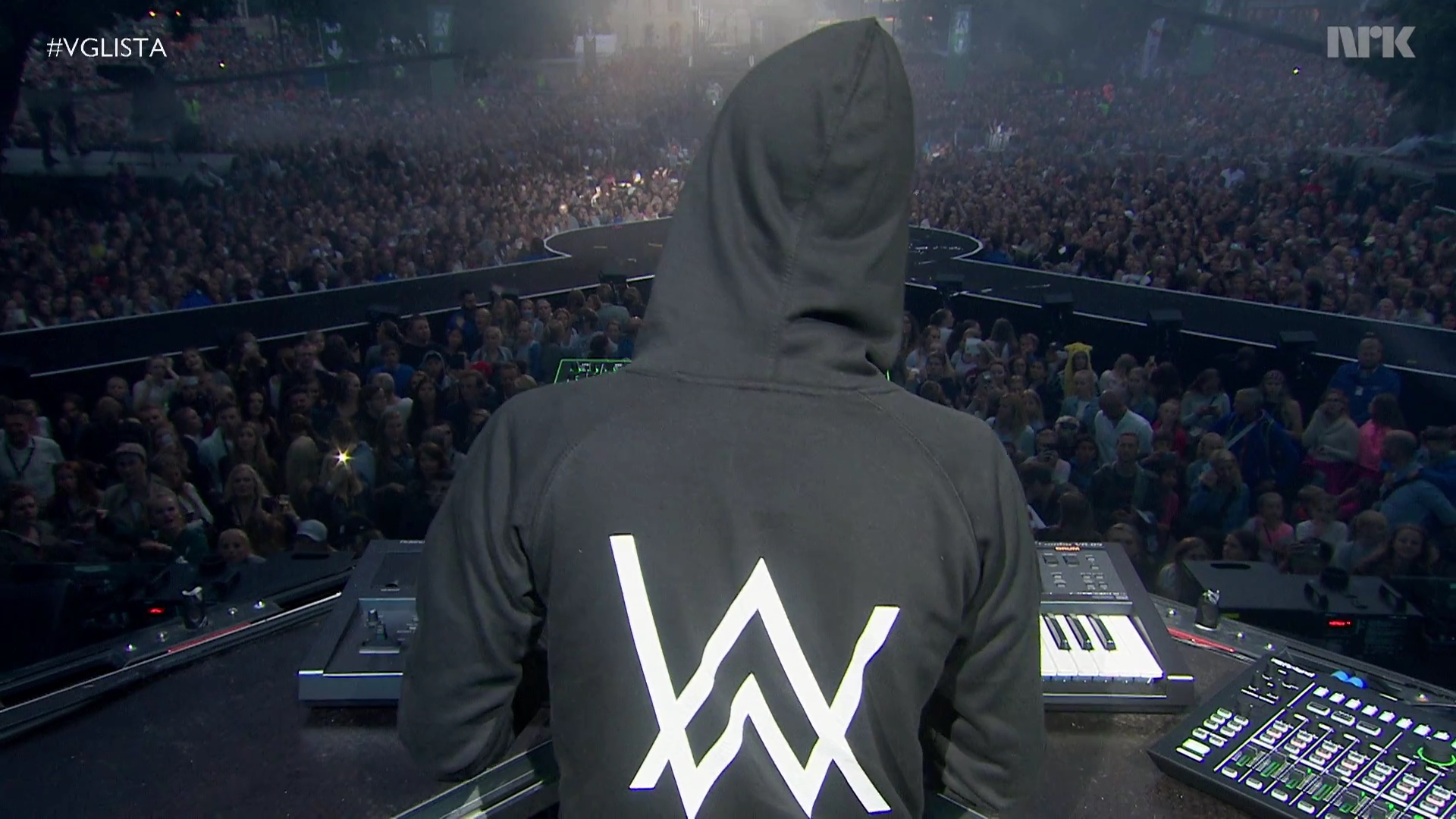 Free download Alan Walker Wallpaper Image Photo Picture Background [1920x1080] for your Desktop, Mobile & Tablet. Explore Alan Walker Wallpaper. Alan Walker Wallpaper, Alan Walker Darkside Wallpaper, Alan Walker Symbol Wallpaper