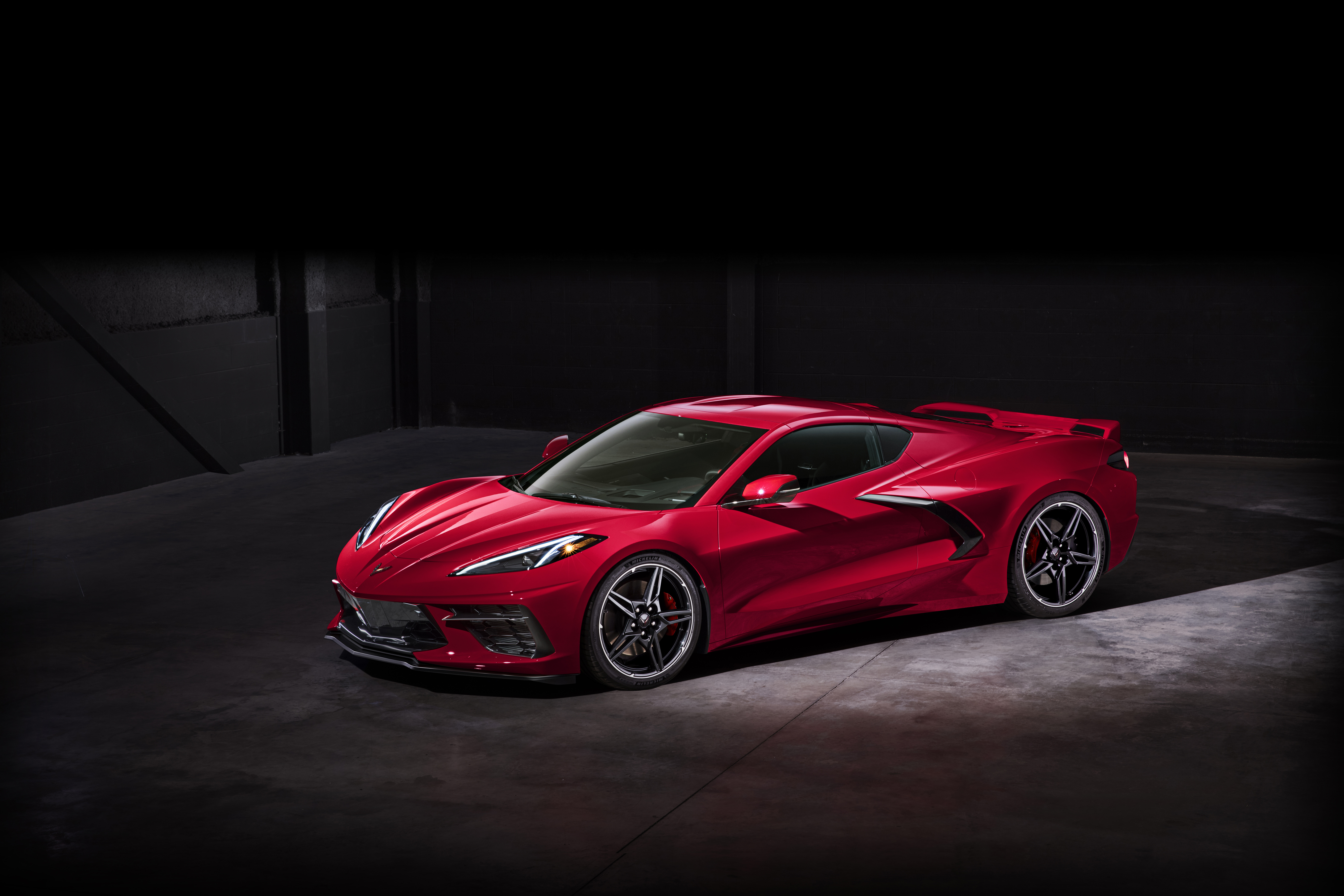 Chevrolet Corvette Stingray Named 2020 MotorTrend Car of the Year