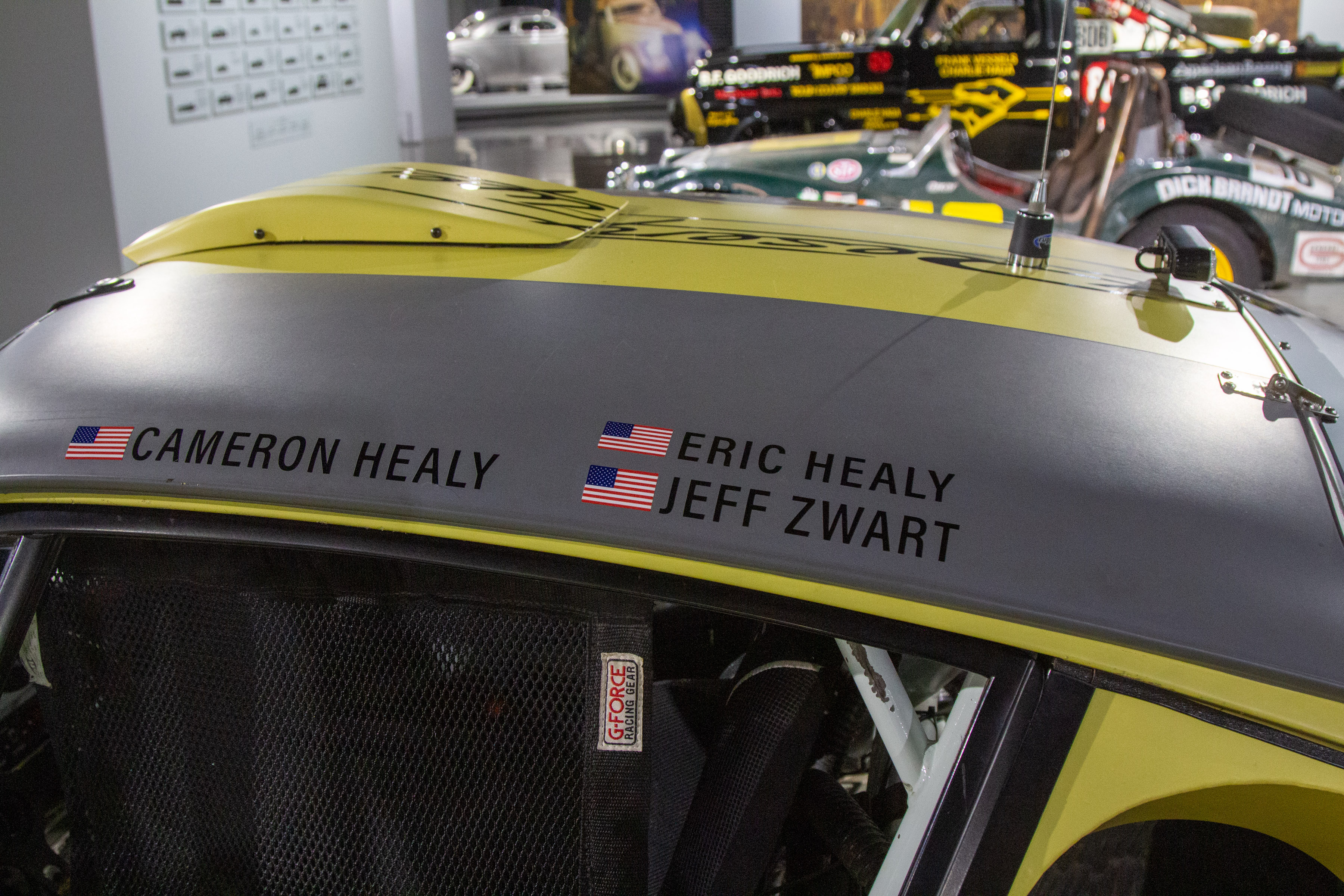 Mini Feature: 1989 Porsche 911 Type 964 Desert Flyer