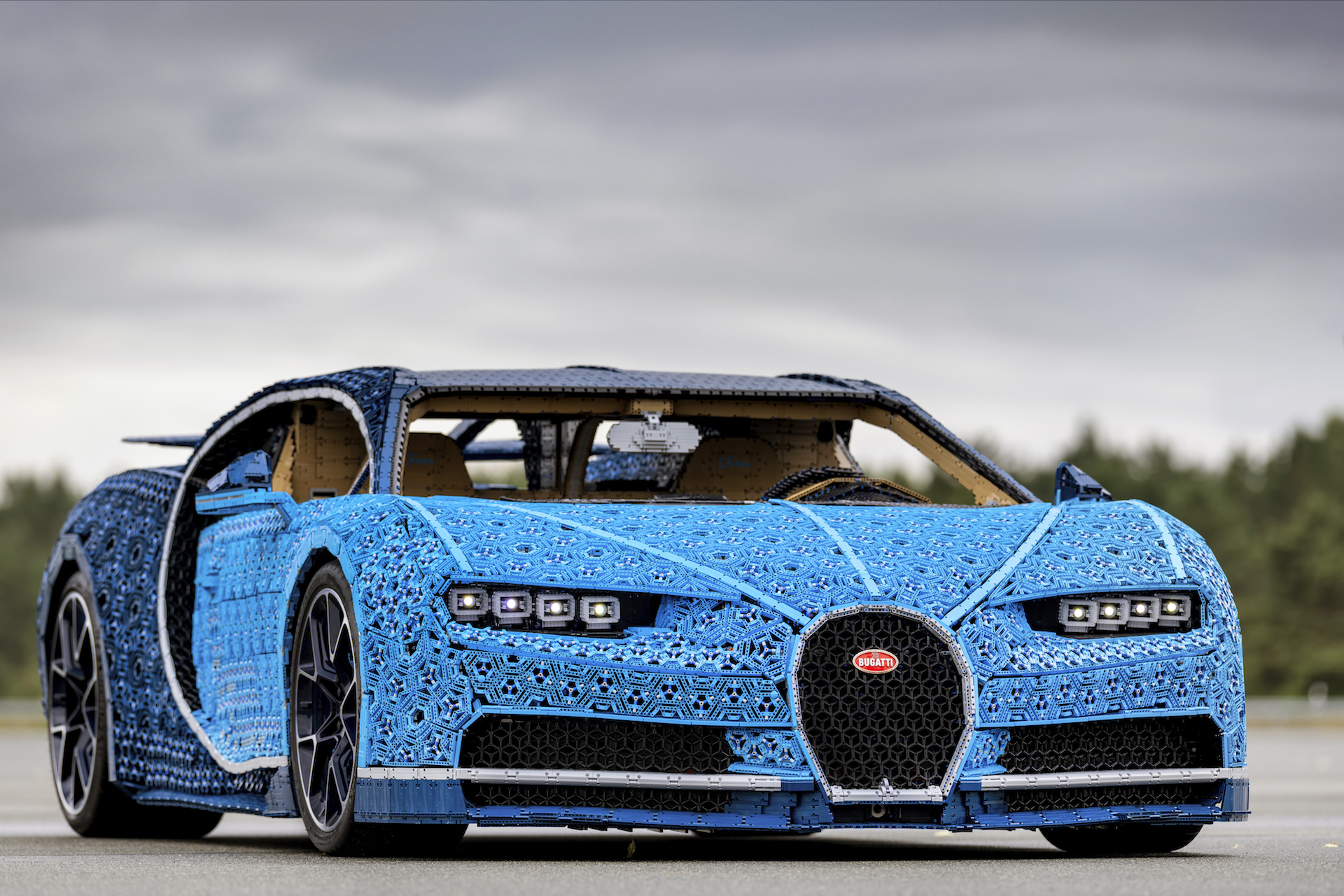 This Life Size, Drivable Lego Bugatti Chiron Has 304 Electric Motors