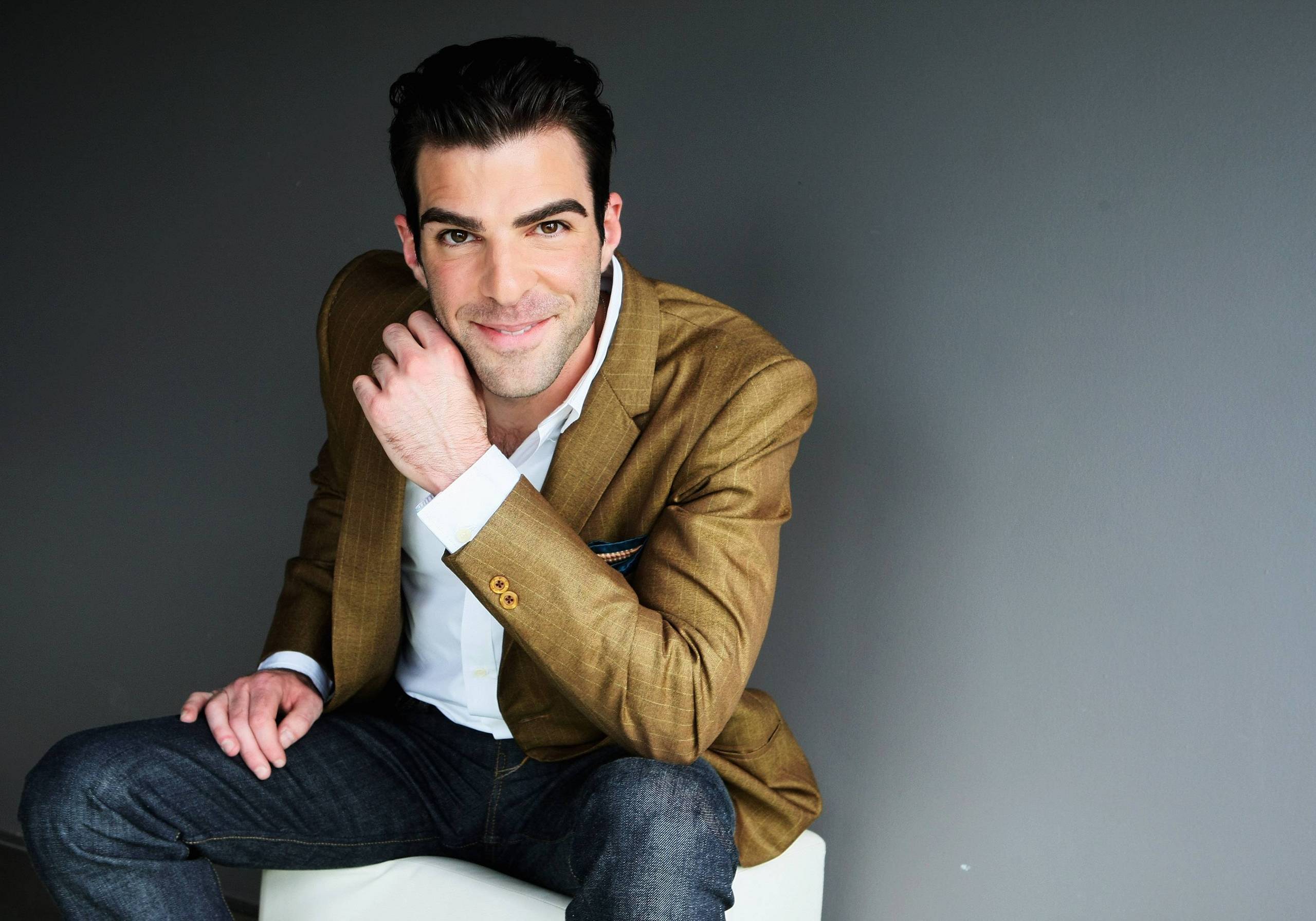 Zachary Quinto HD Wallpaper