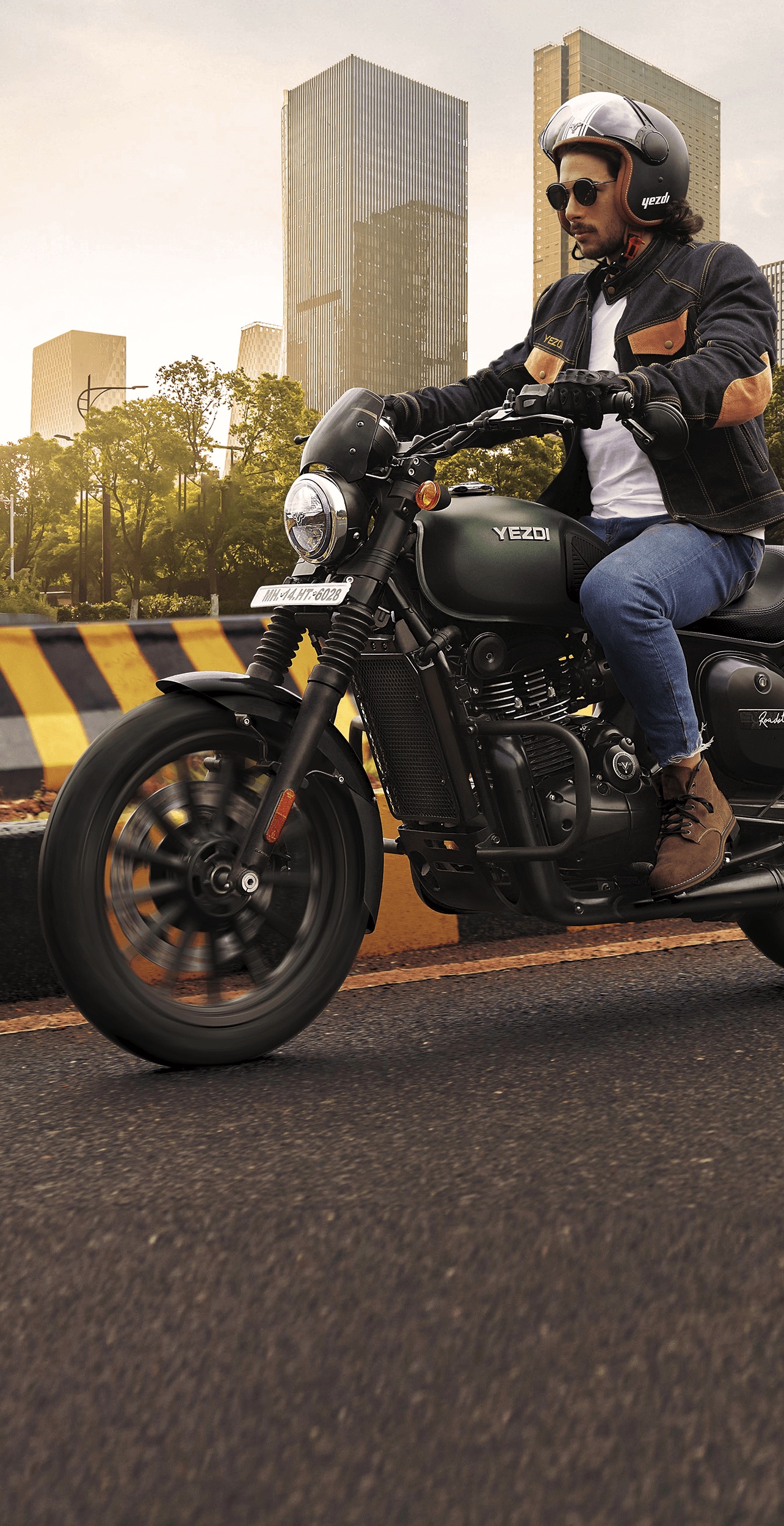 New YEZDI Roadster Price, Photo, Mileage, Specs. Official Website