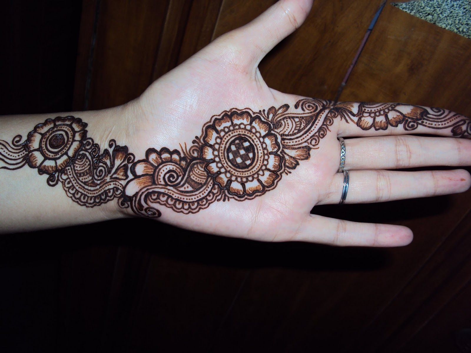 Stylish S Letter Mehndi Designs You Will Love  2023 With Images
