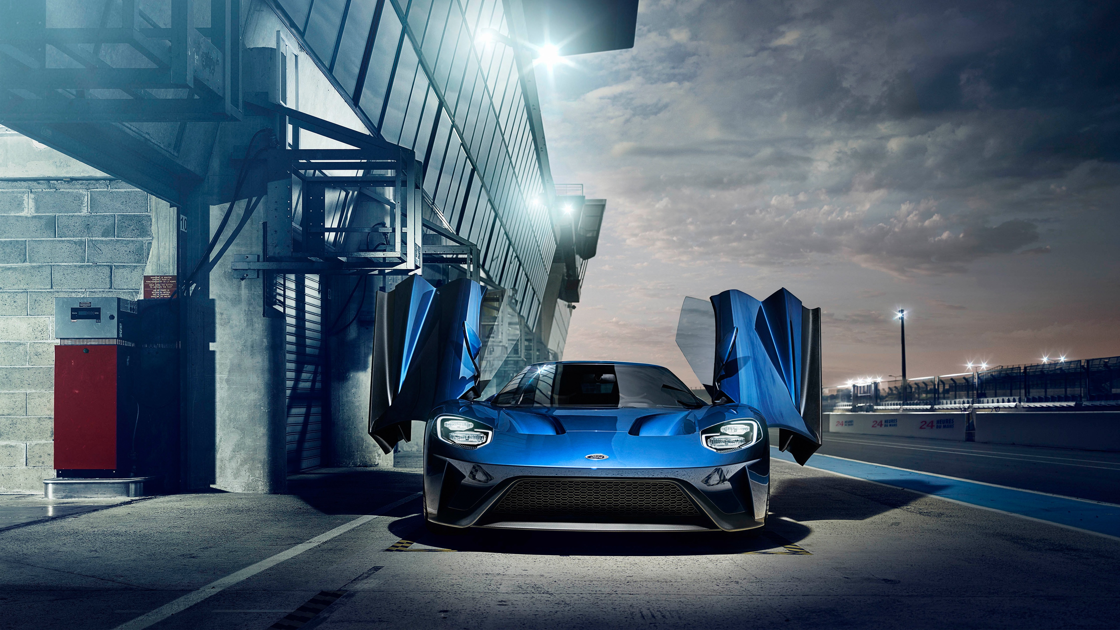 Vehicle Ford GT 4k Ultra HD Wallpaper