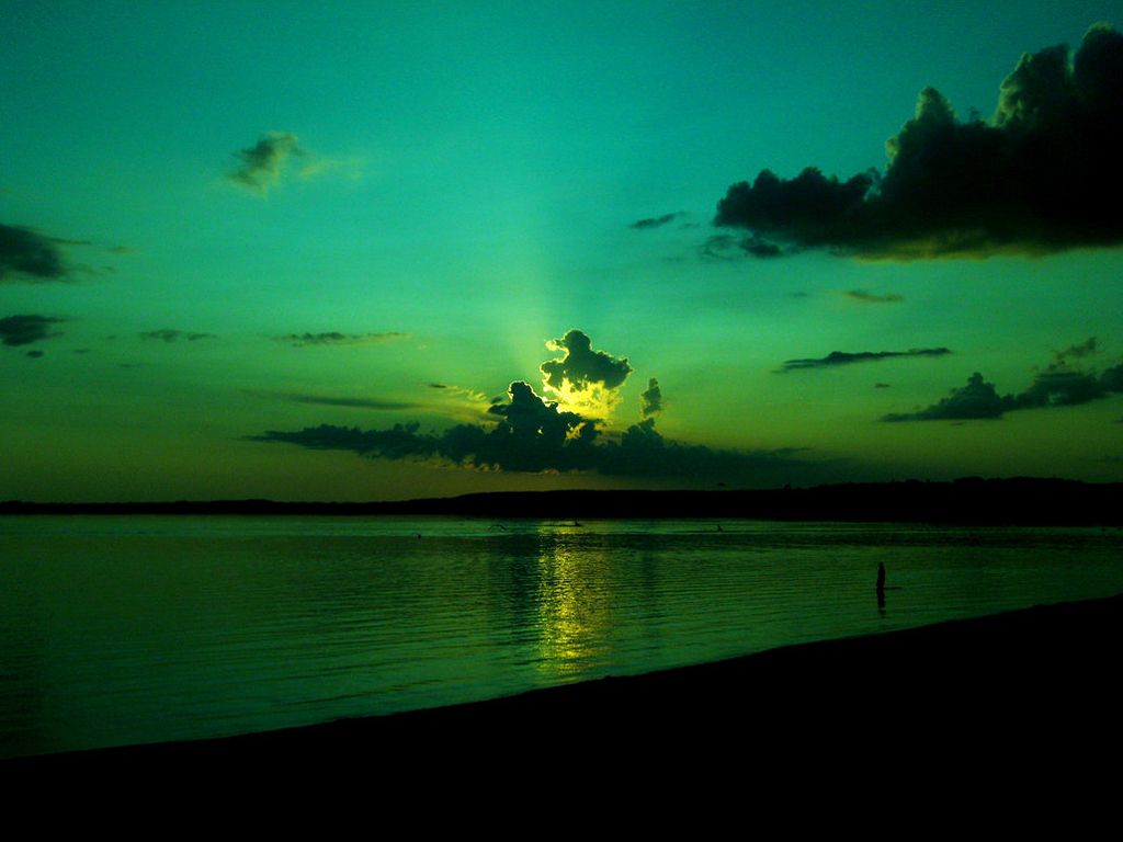 Green Sunset. Sky aesthetic, Green sky, Sunset wallpaper