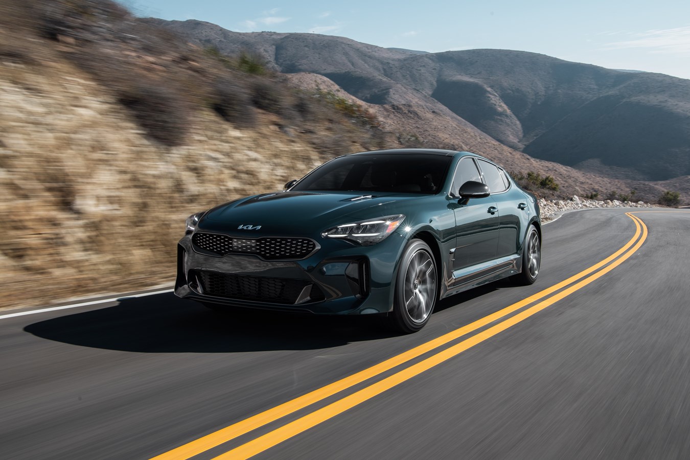 2022 Kia Stinger Photo & Videos