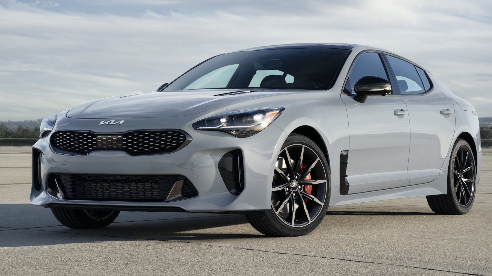 2022 Kia Stinger Scorpion Special Edition Brings a Stylish Sting